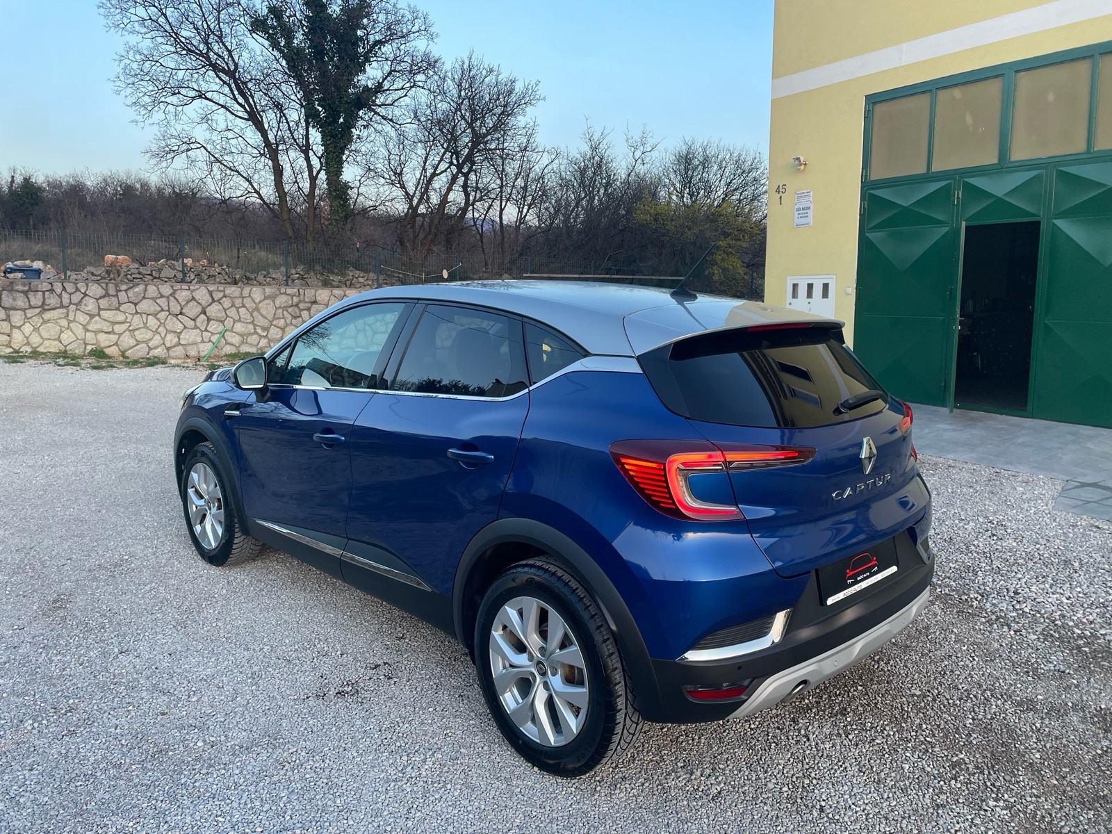RENAULT CAPTUR 1.5dci,AUTOMATIK,ZAMJENA,VELIKI SERVIS,JAMSTVO., fotografija 3