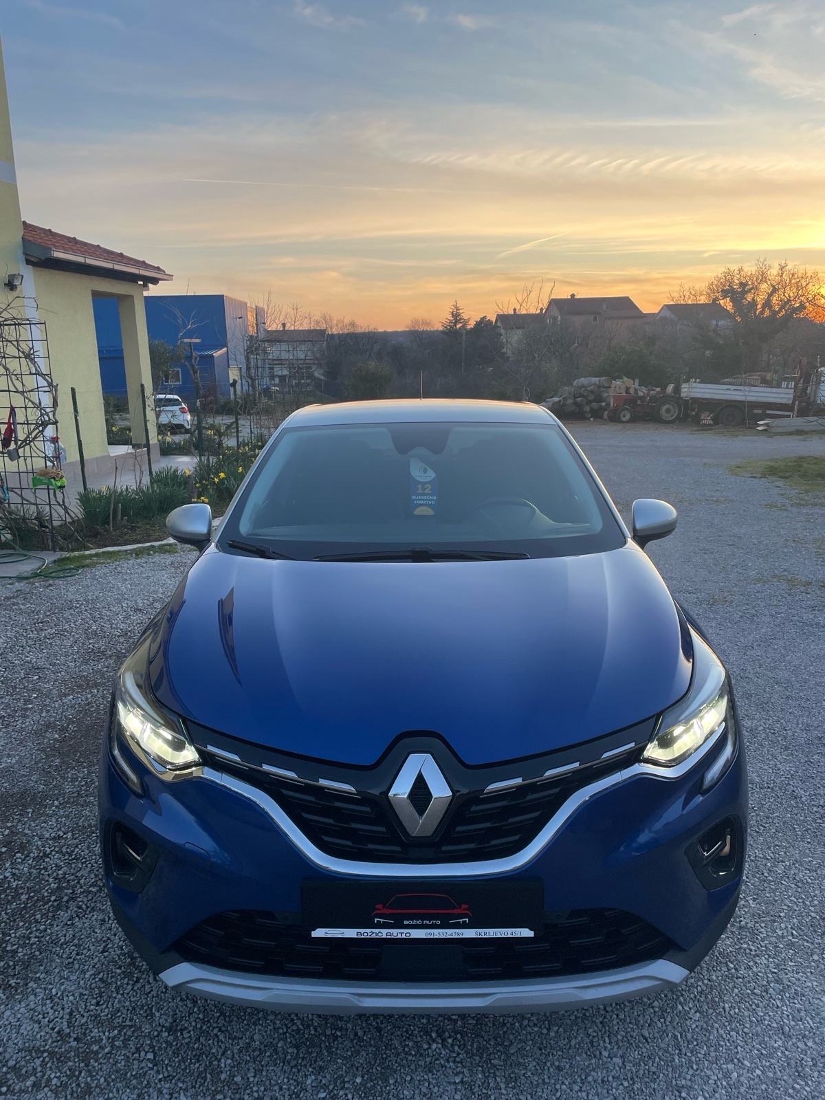 RENAULT CAPTUR 1.5dci,AUTOMATIK,ZAMJENA,VELIKI SERVIS,JAMSTVO., fotografija 8