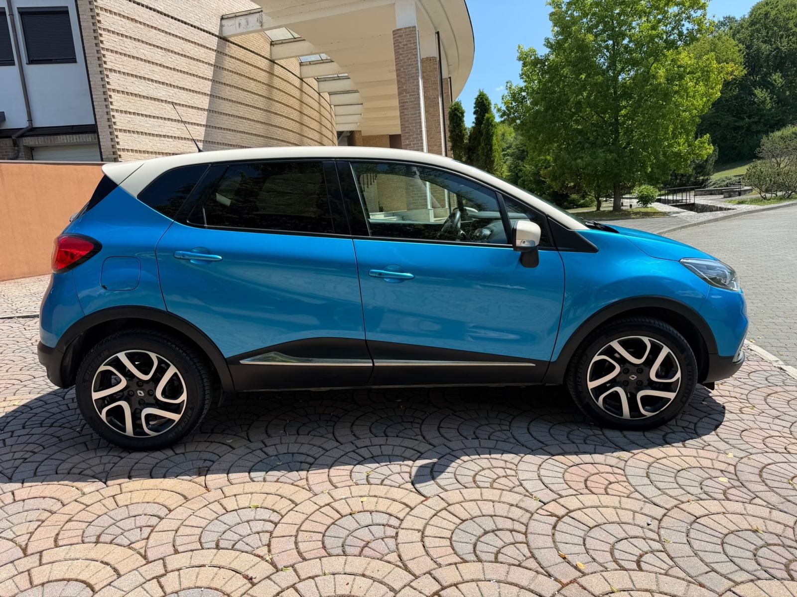 RENAULT CAPTUR 1.5dCi, ENERGY INTENS, SERVISNA, fotografija 4