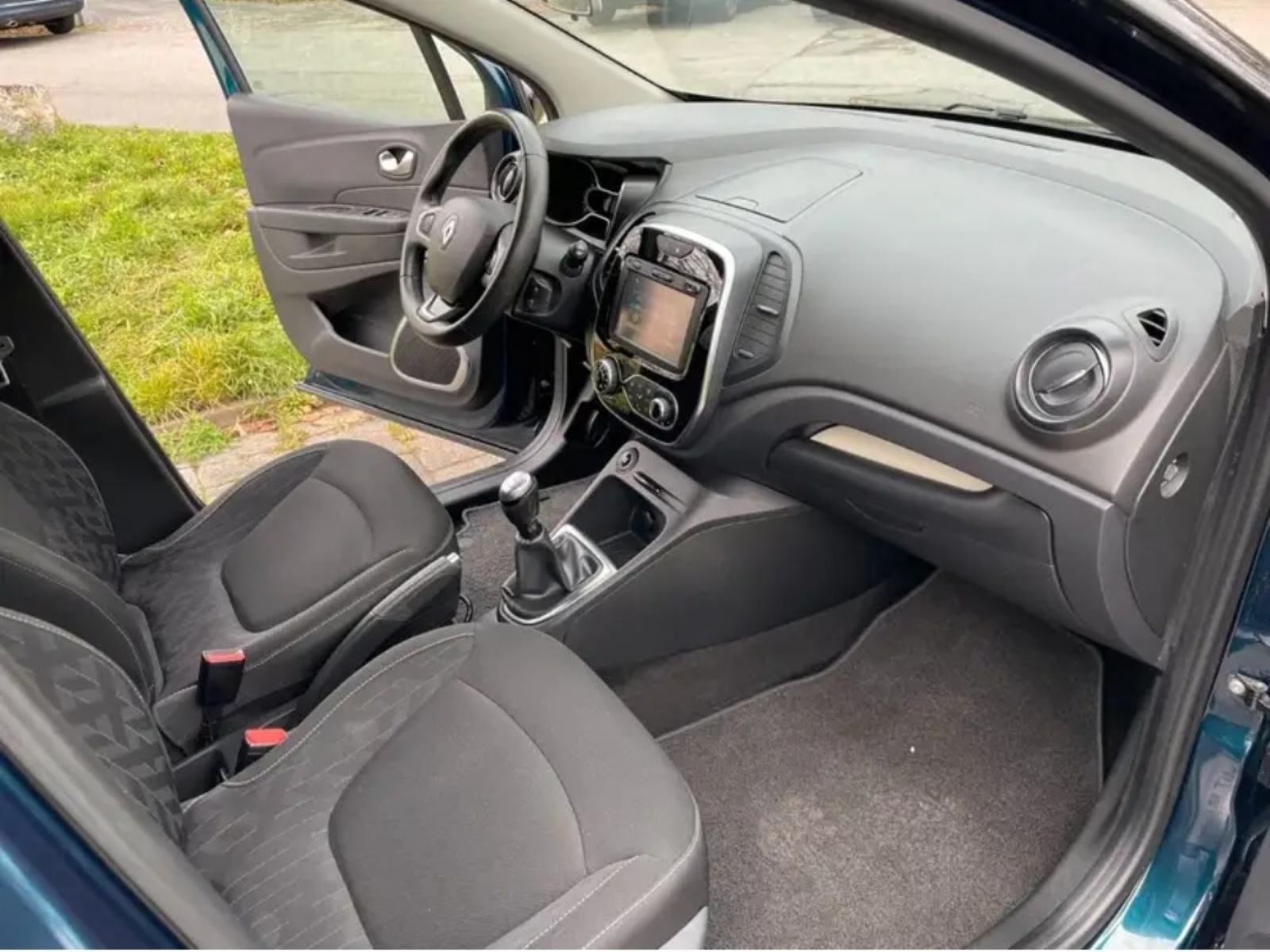 RENAULT CAPTUR TCE 90 NAVIGACIJA, KLIMA, ALU FELGE 16",XENON, fotografija 11