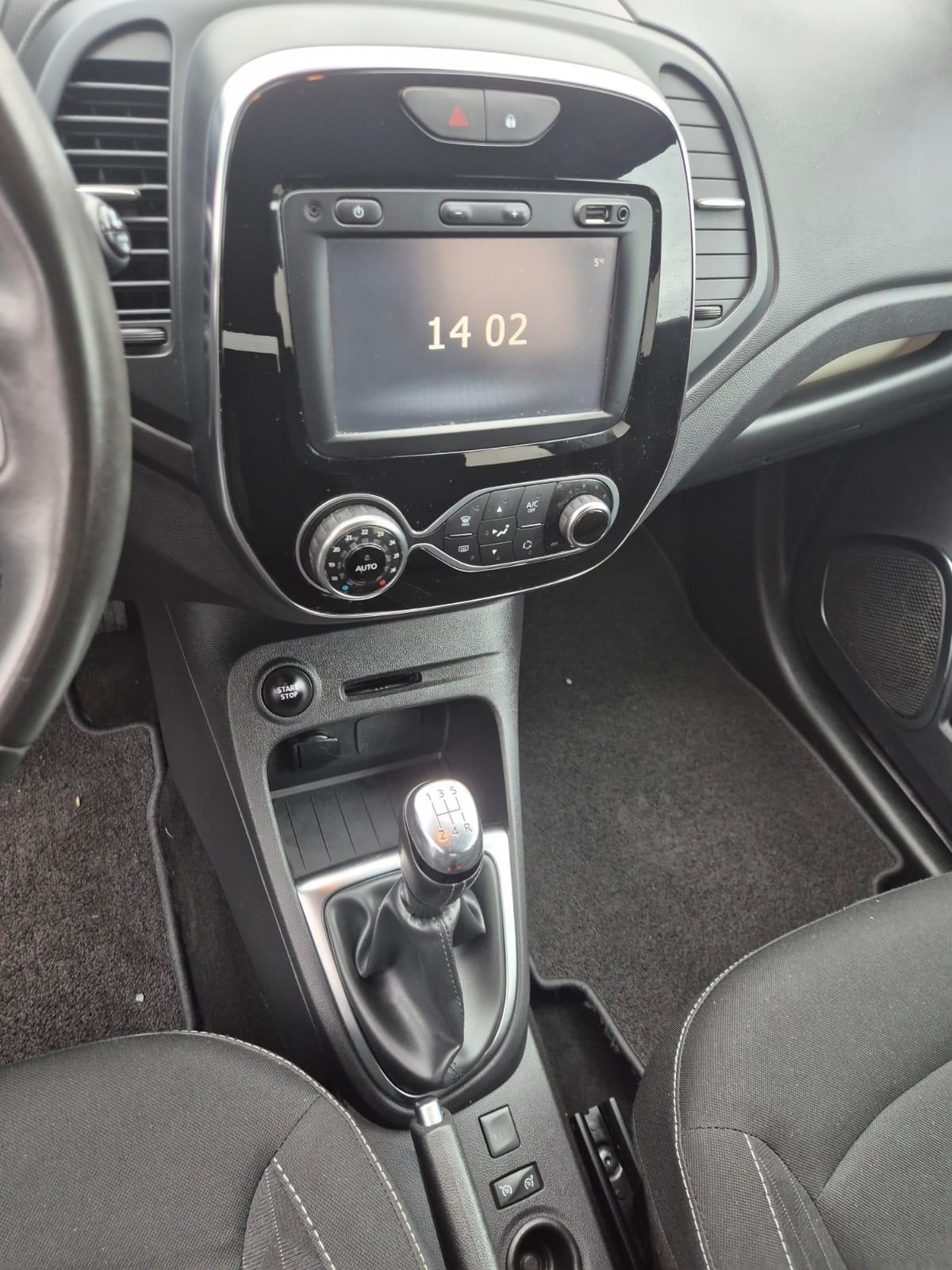 RENAULT CAPTUR TCE 90 NAVIGACIJA, KLIMA, ALU FELGE 16",XENON, fotografija 13