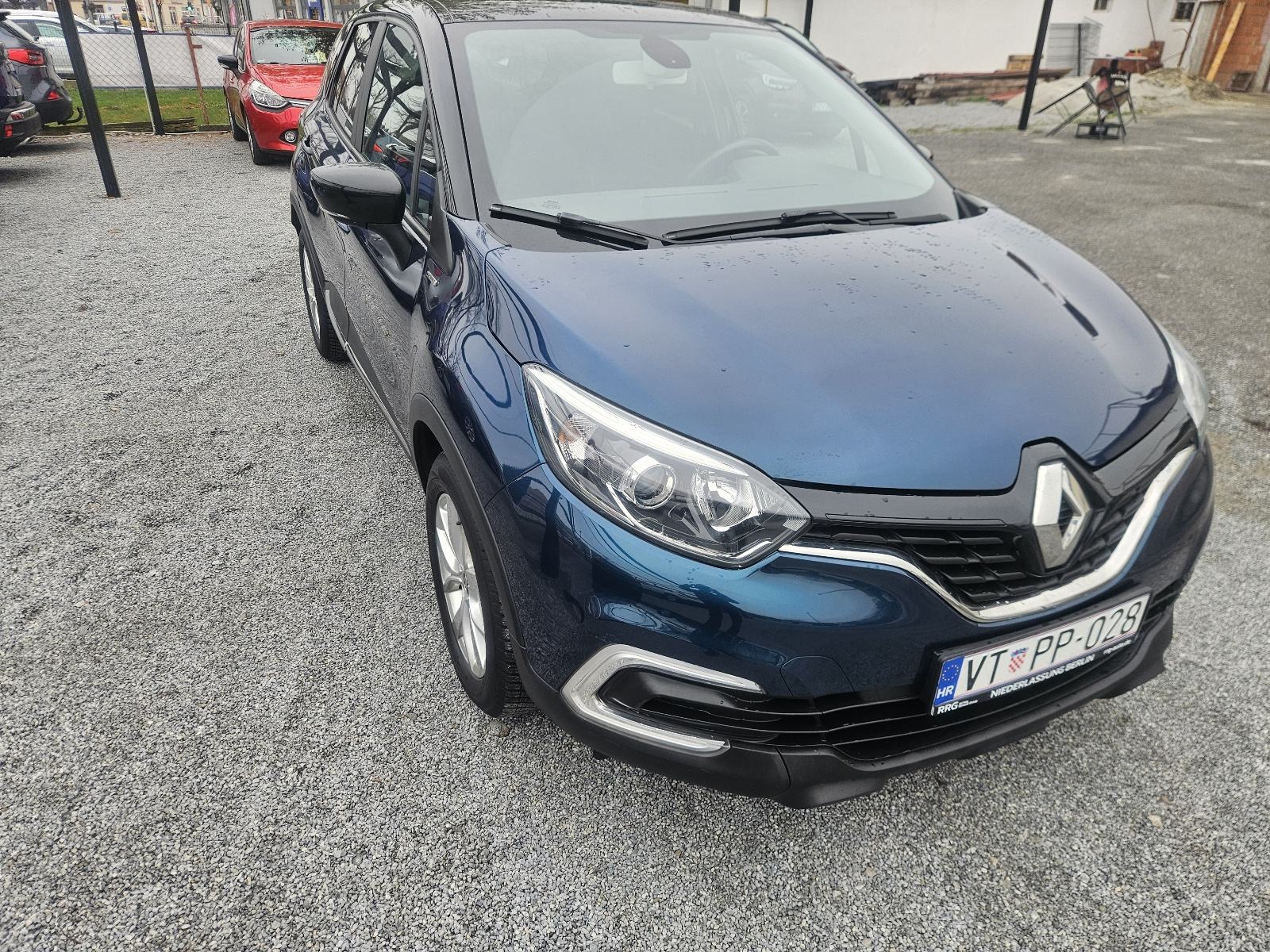 RENAULT CAPTUR TCE 90 NAVIGACIJA, KLIMA, ALU FELGE 16",XENON, fotografija 3