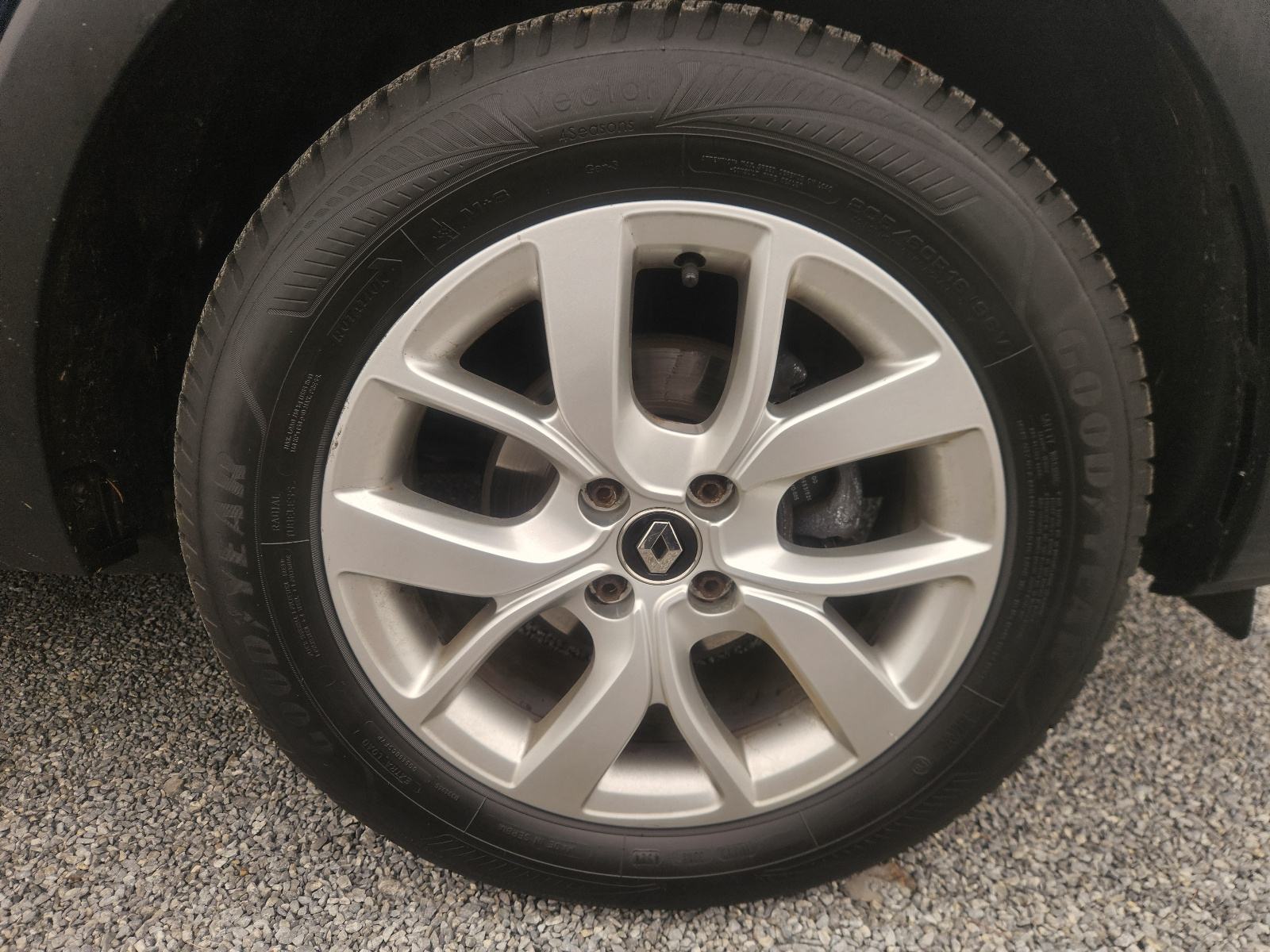 RENAULT CAPTUR TCE 90 NAVIGACIJA, KLIMA, ALU FELGE 16",XENON, fotografija 17