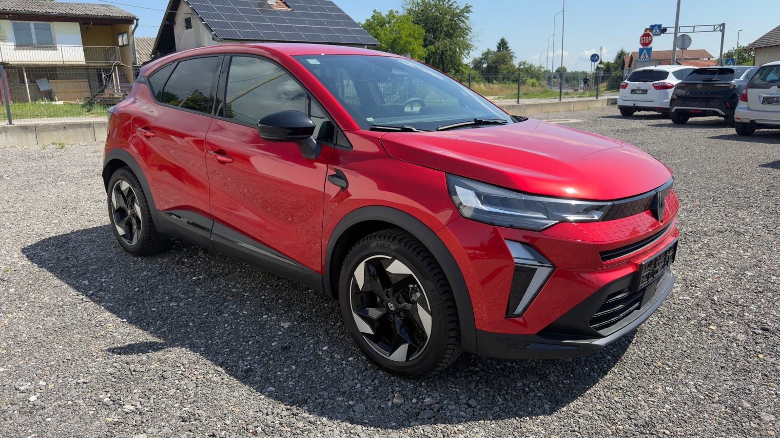 Renault Captur 1.8 E-Tech 160 **HR vozilo**reg.06/2027**, fotografija 2