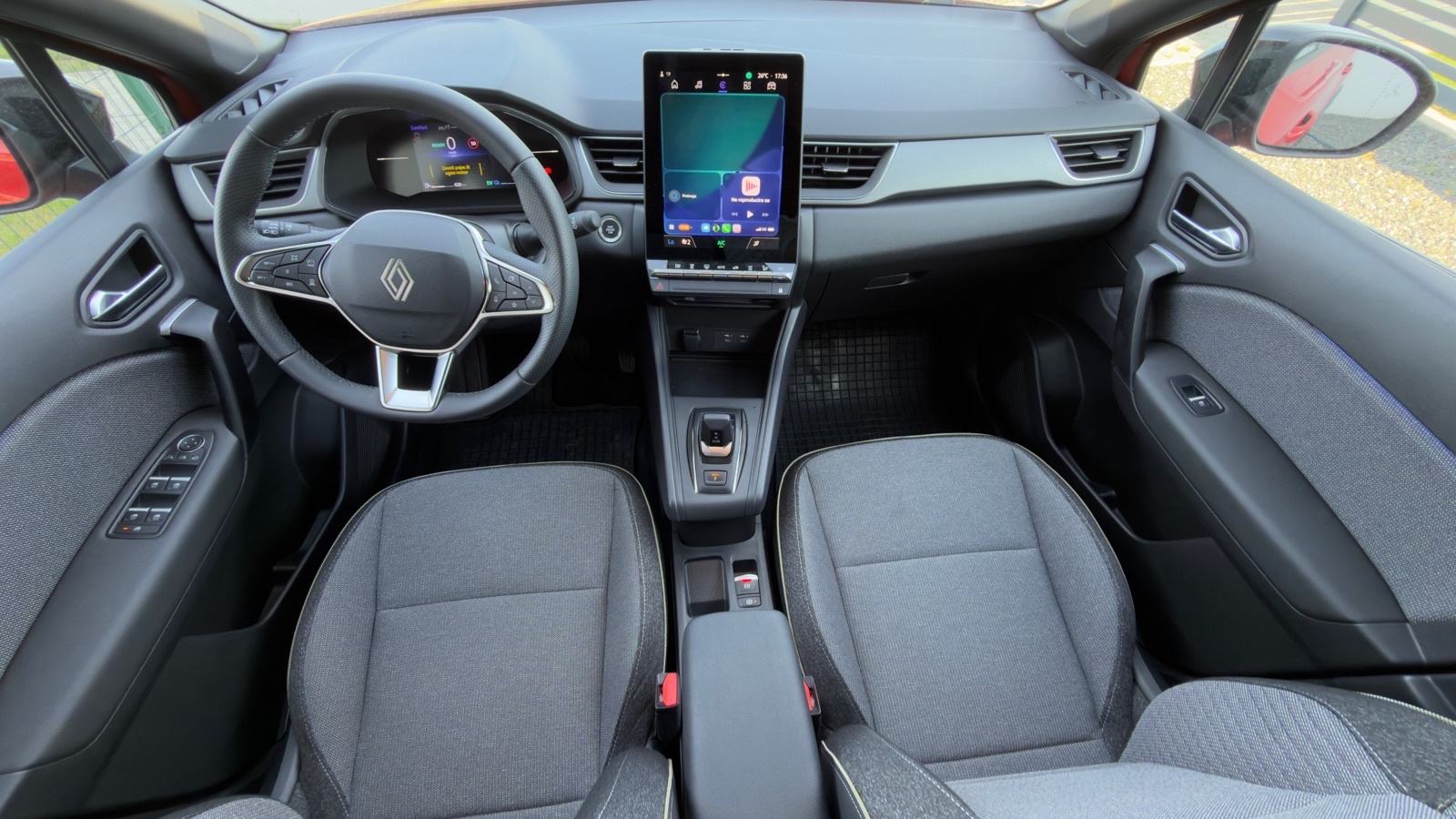 Renault Captur 1.8 E-Tech 160 **HR vozilo**reg.06/2027**, fotografija 10