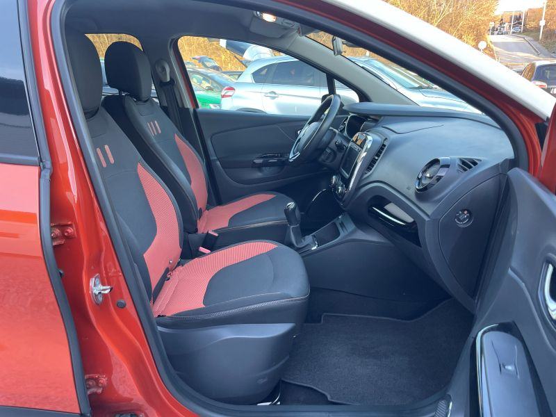 Renault Captur dCi 90 *Dynamique Editon* Navigacija*Senzori*Tempomat*, fotografija 9