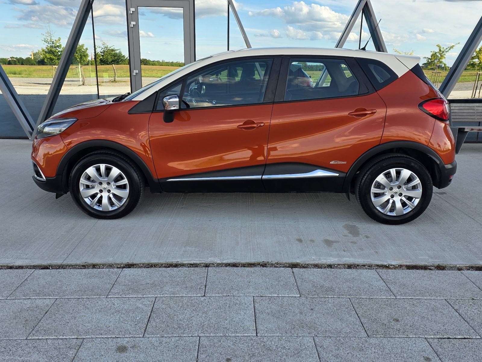 Renault Captur dCi 90 EDC ALU,NAVI,140 T.K.M,REG.GODINU DANA, fotografija 3