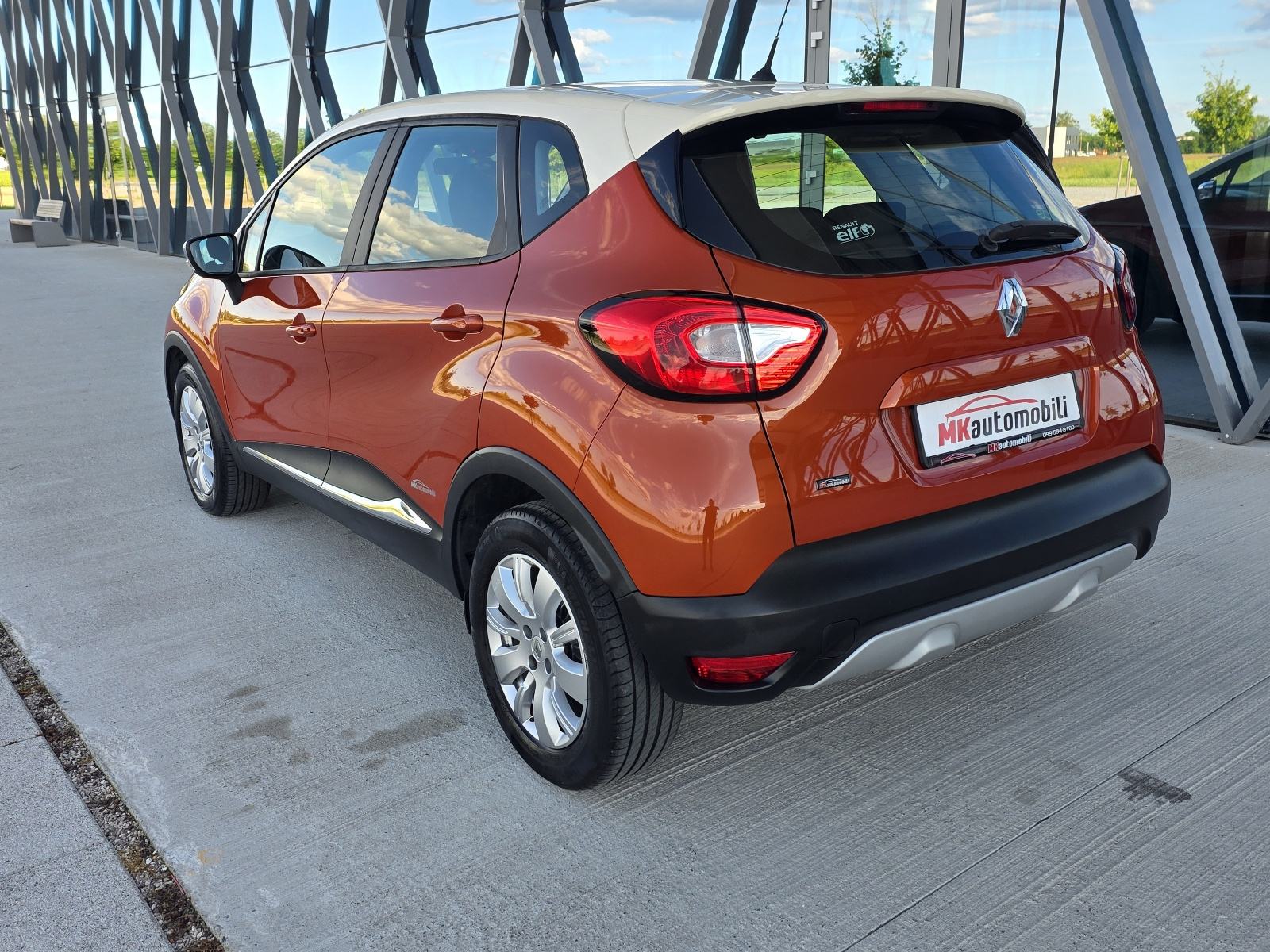 Renault Captur dCi 90 EDC ALU,NAVI,140 T.K.M,REG.GODINU DANA, fotografija 4