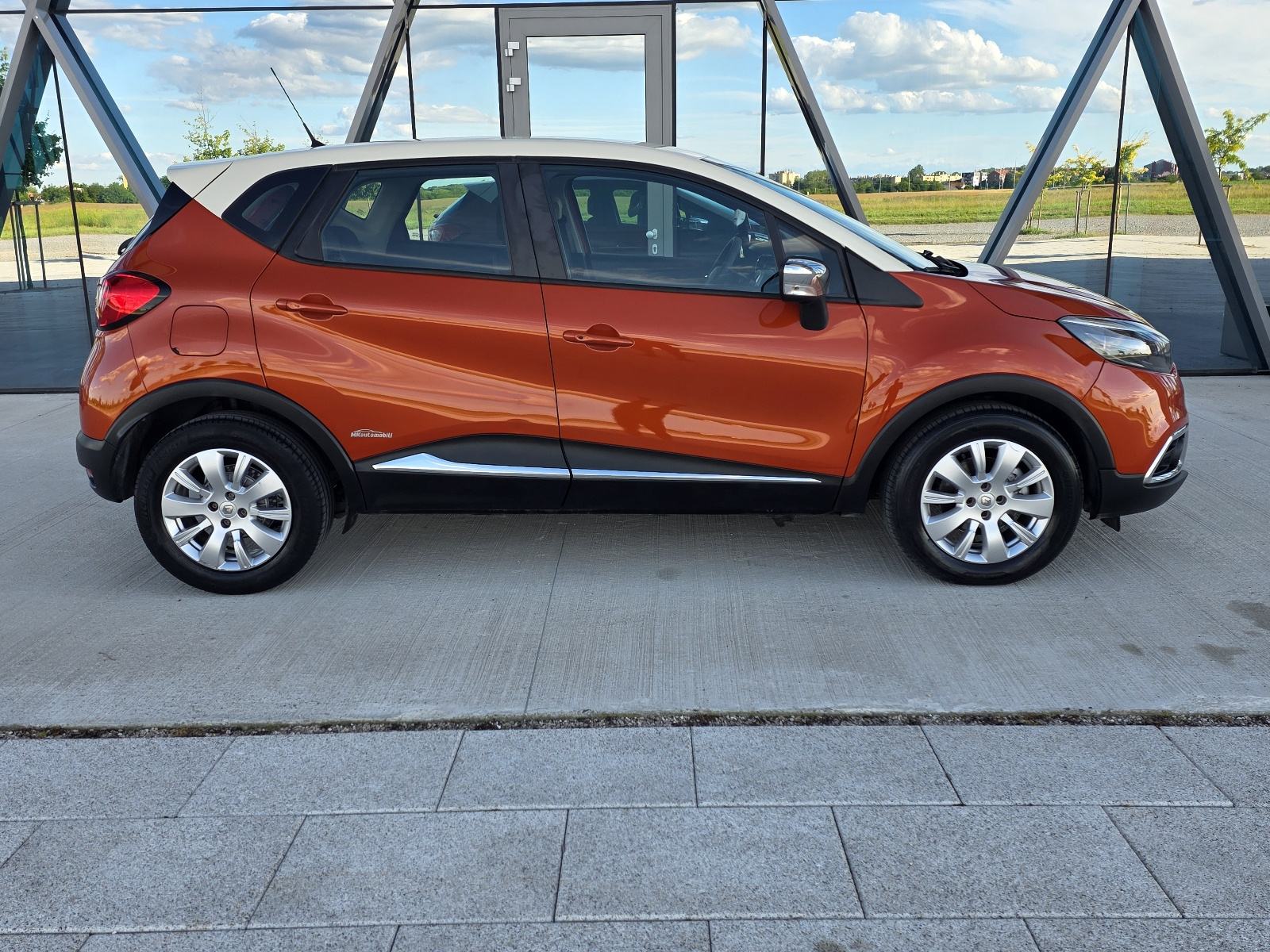 Renault Captur dCi 90 EDC ALU,NAVI,140 T.K.M,REG.GODINU DANA, fotografija 7