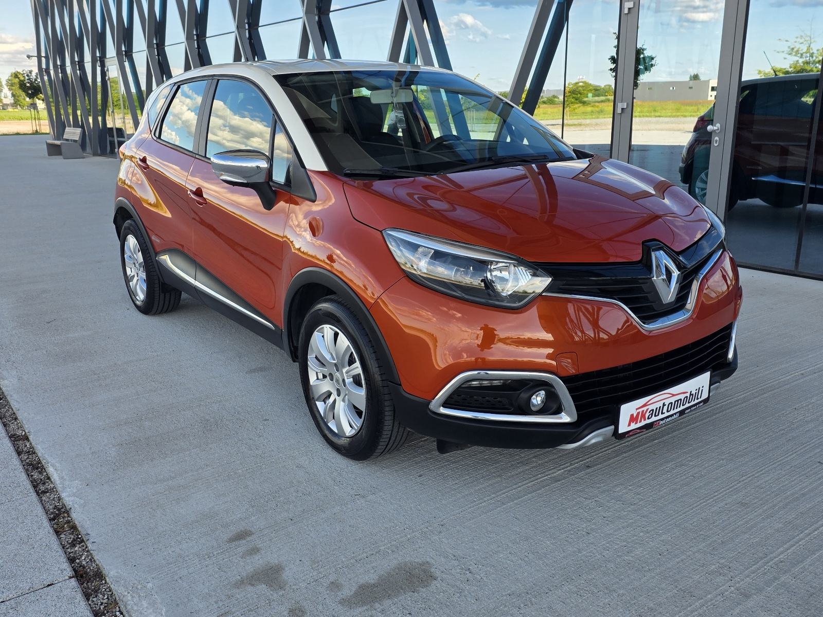 Renault Captur dCi 90 EDC ALU,NAVI,140 T.K.M,REG.GODINU DANA, fotografija 8