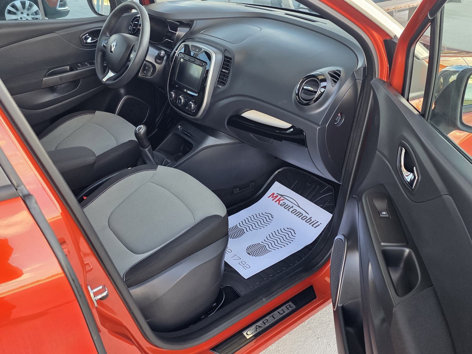 Renault Captur dCi 90 EDC ALU,NAVI,140 T.K.M,REG.GODINU DANA, fotografija 11