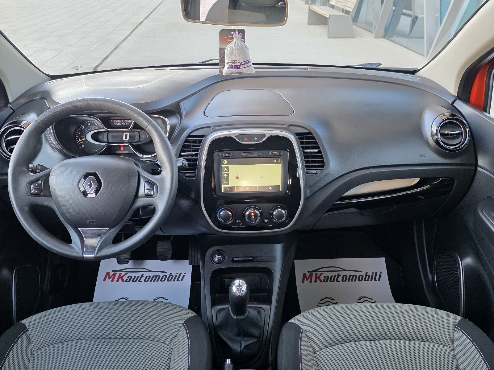 Renault Captur dCi 90 EDC ALU,NAVI,140 T.K.M,REG.GODINU DANA, fotografija 18