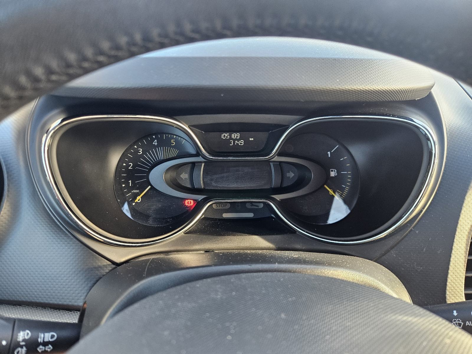 Renault Captur dCi 90 EDC, fotografija 7