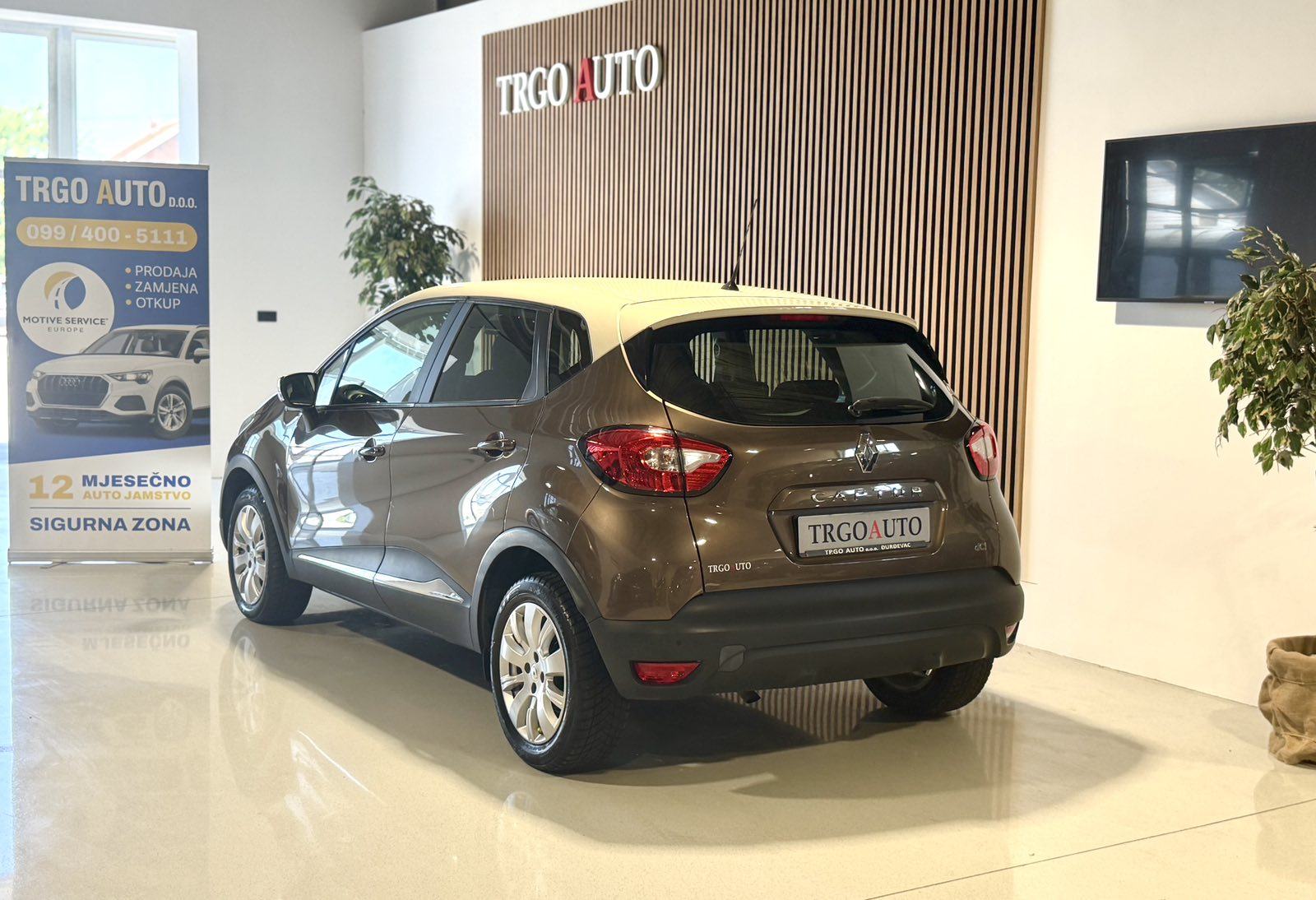 Renault Captur 1,5 dCi *NAVI-ALU 16''-12 MJ JAMSTVO-AUTOKREDIT*, fotografija 6