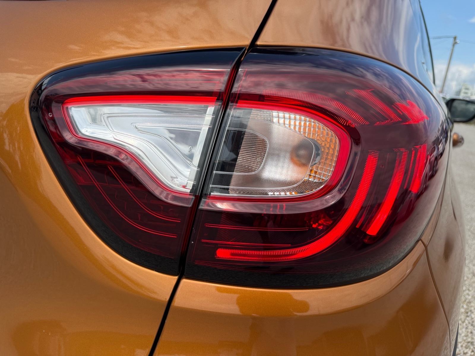 Renault Captur dCi 90*REDIZAJN*NAVI*R.KAMERA*LED*ALU*START STOP*SERVIS, fotografija 11