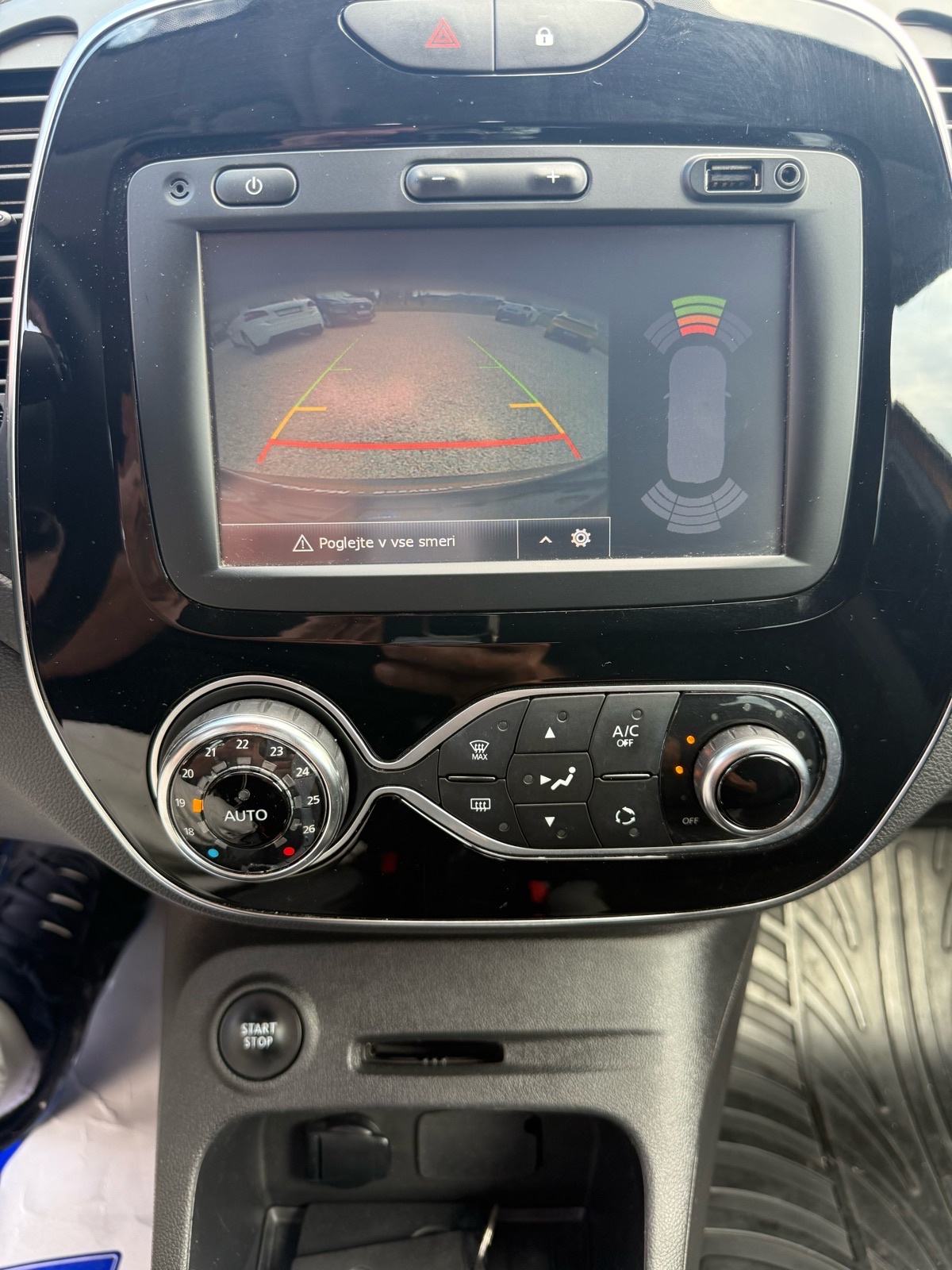 Renault Captur dCi 90*REDIZAJN*NAVI*R.KAMERA*LED*ALU*START STOP*SERVIS, fotografija 19