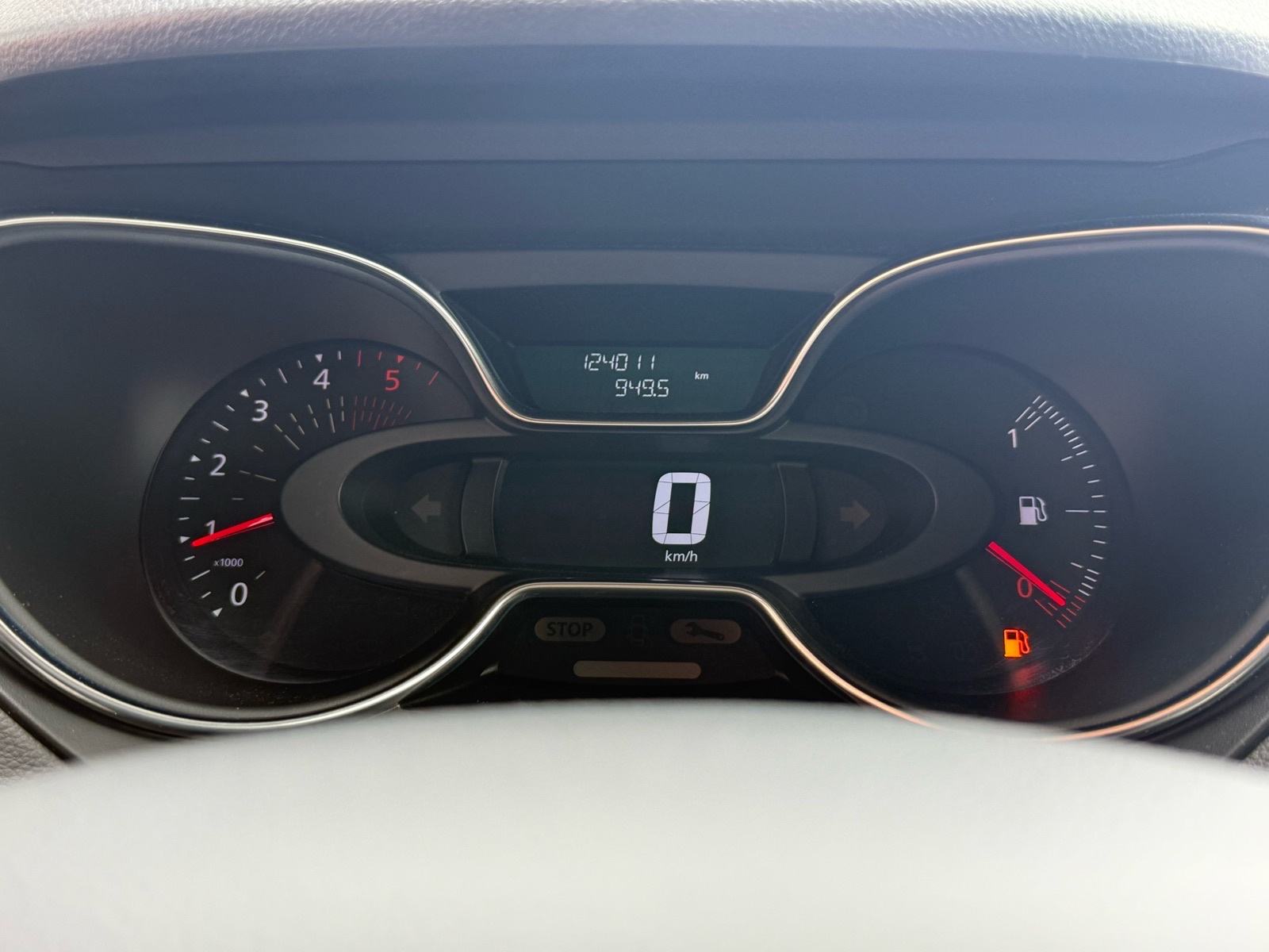 Renault Captur dCi 90*REDIZAJN*NAVI*R.KAMERA*LED*ALU*START STOP*SERVIS, fotografija 15