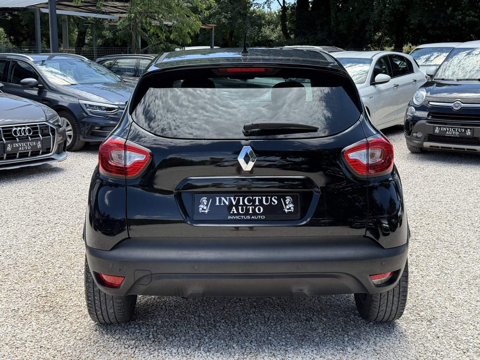 Renault Captur 1.5 dCi Energy R-Link - 2014. Godina - S&S - Servisna.., fotografija 5