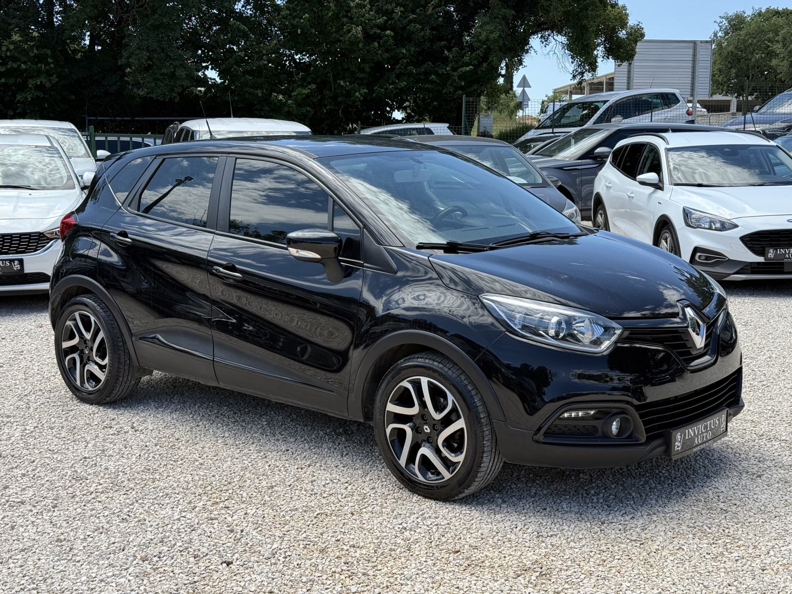 Renault Captur 1.5 dCi Energy R-Link - 2014. Godina - S&S - Servisna.., fotografija 3