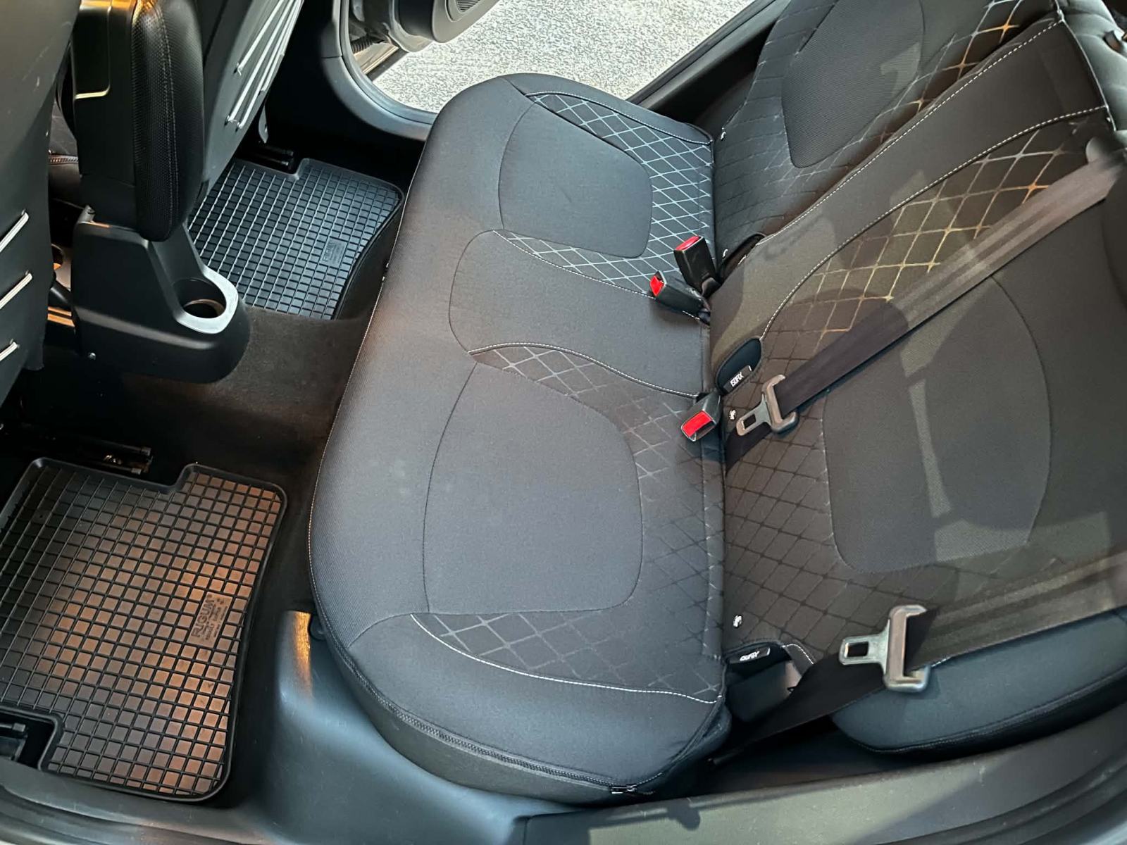Renault Captur dCi 90, fotografija 12