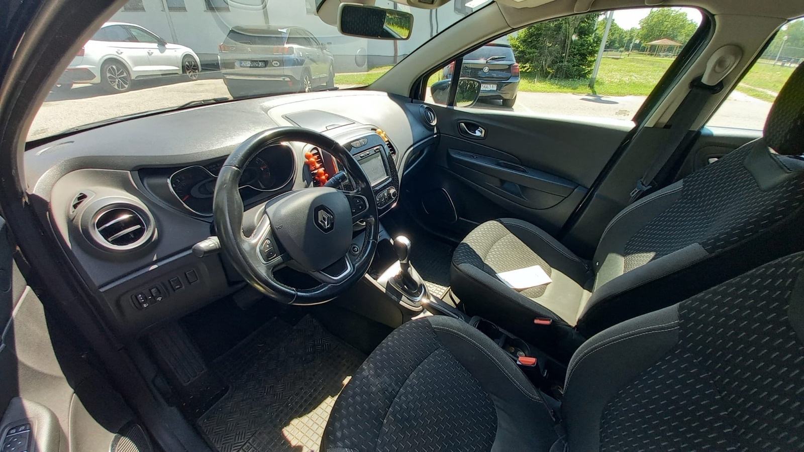 Renault Captur 87 kw 1.2 TCE 4. Cilindra / NAVI R KAMERA V SERVI.REGAN, fotografija 5