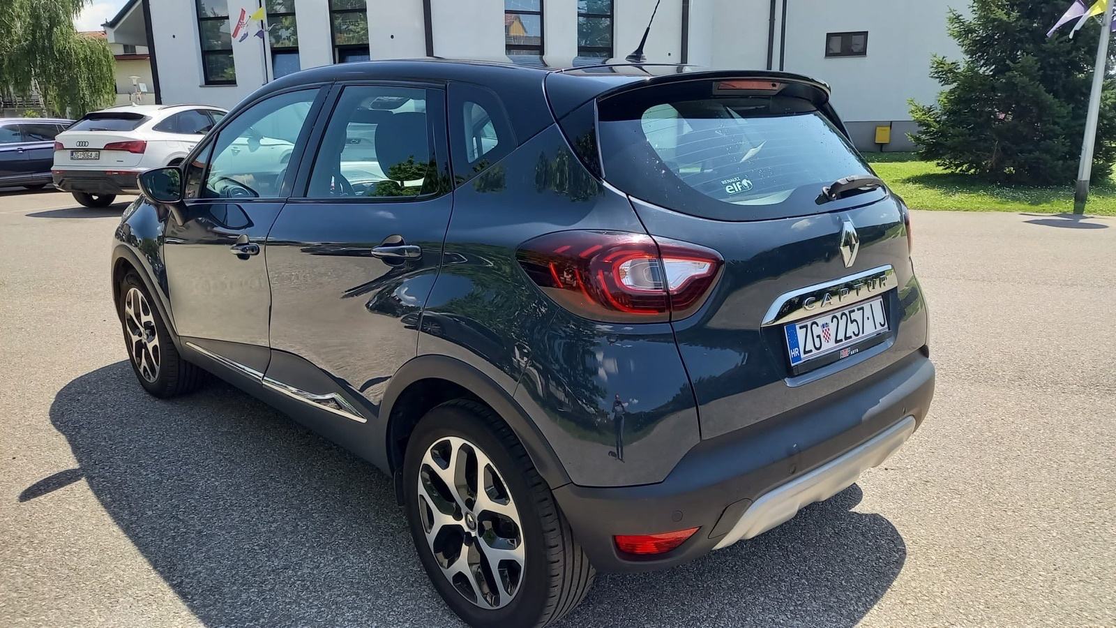 Renault Captur 87 kw 1.2 TCE 4. Cilindra / NAVI R KAMERA V SERVI.REGAN, fotografija 2