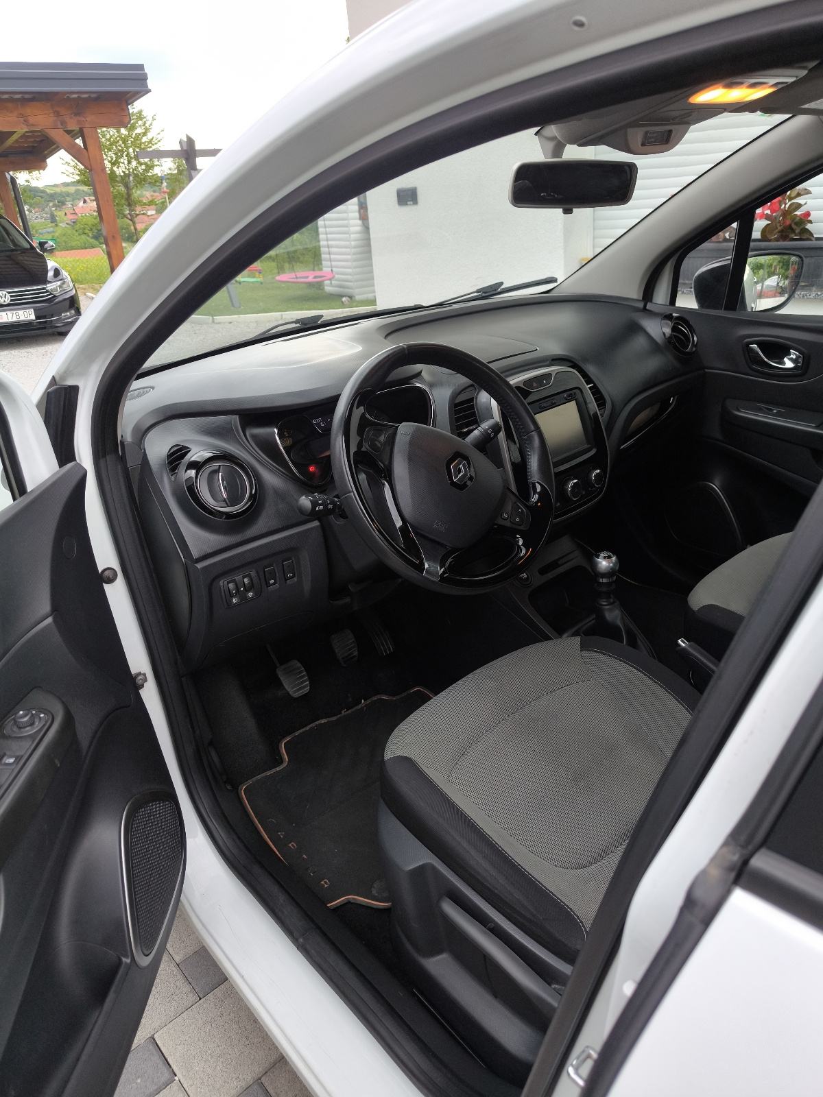 Renault Captur dCi, fotografija 7