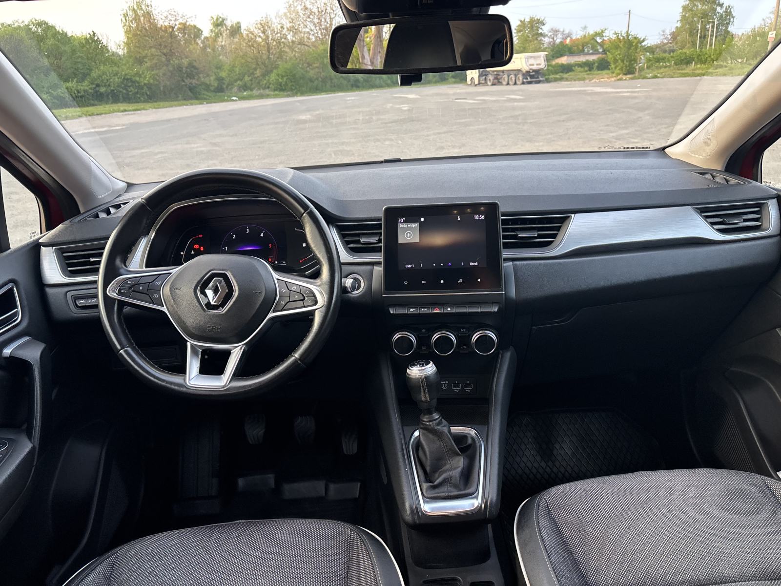 Renault Captur dCi Intense, fotografija 7