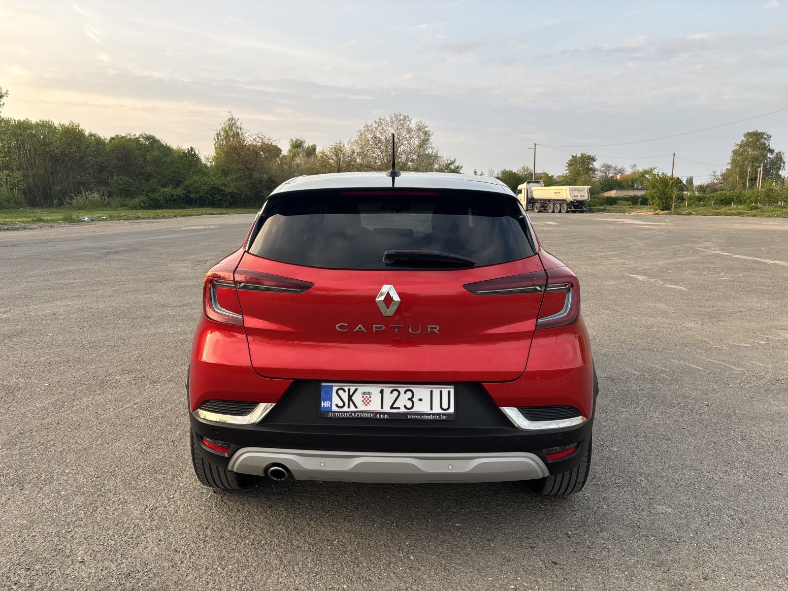 Renault Captur dCi Intense, fotografija 2