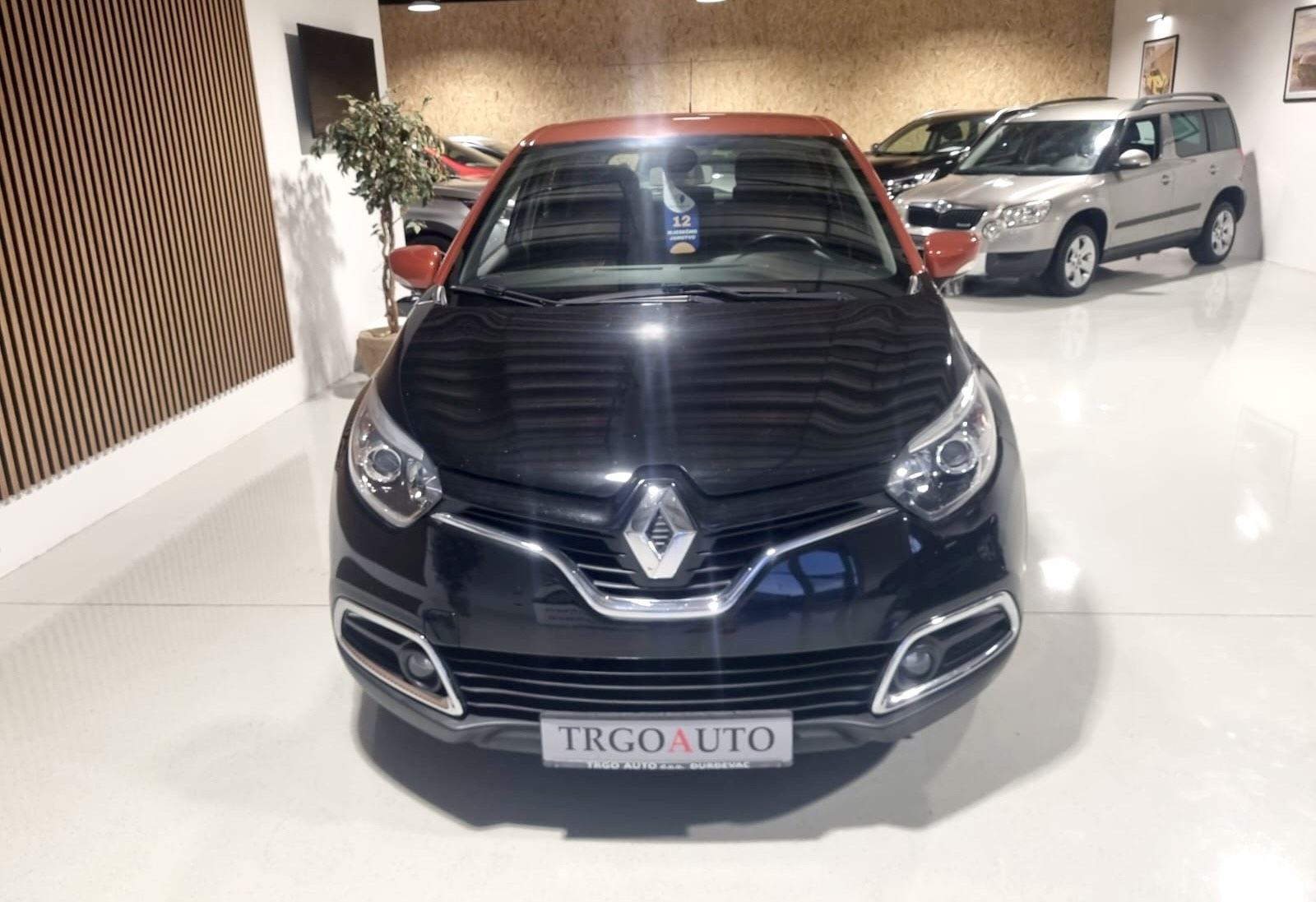 Renault Captur DELUXE 1,5 DCI 2014.g.*KAMERA - LED - 12 MJ JAMSTVO*, fotografija 8