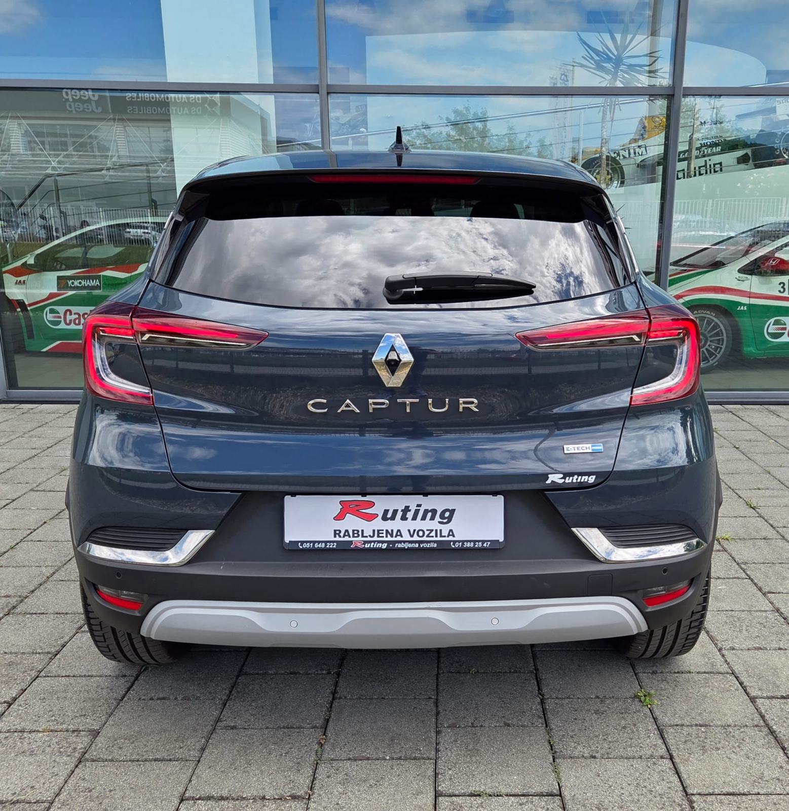 Renault Captur 1.6 *E-Tech 145*FULL HYBRID*AUTOMATIK*44.000KM*GARANC*, fotografija 5