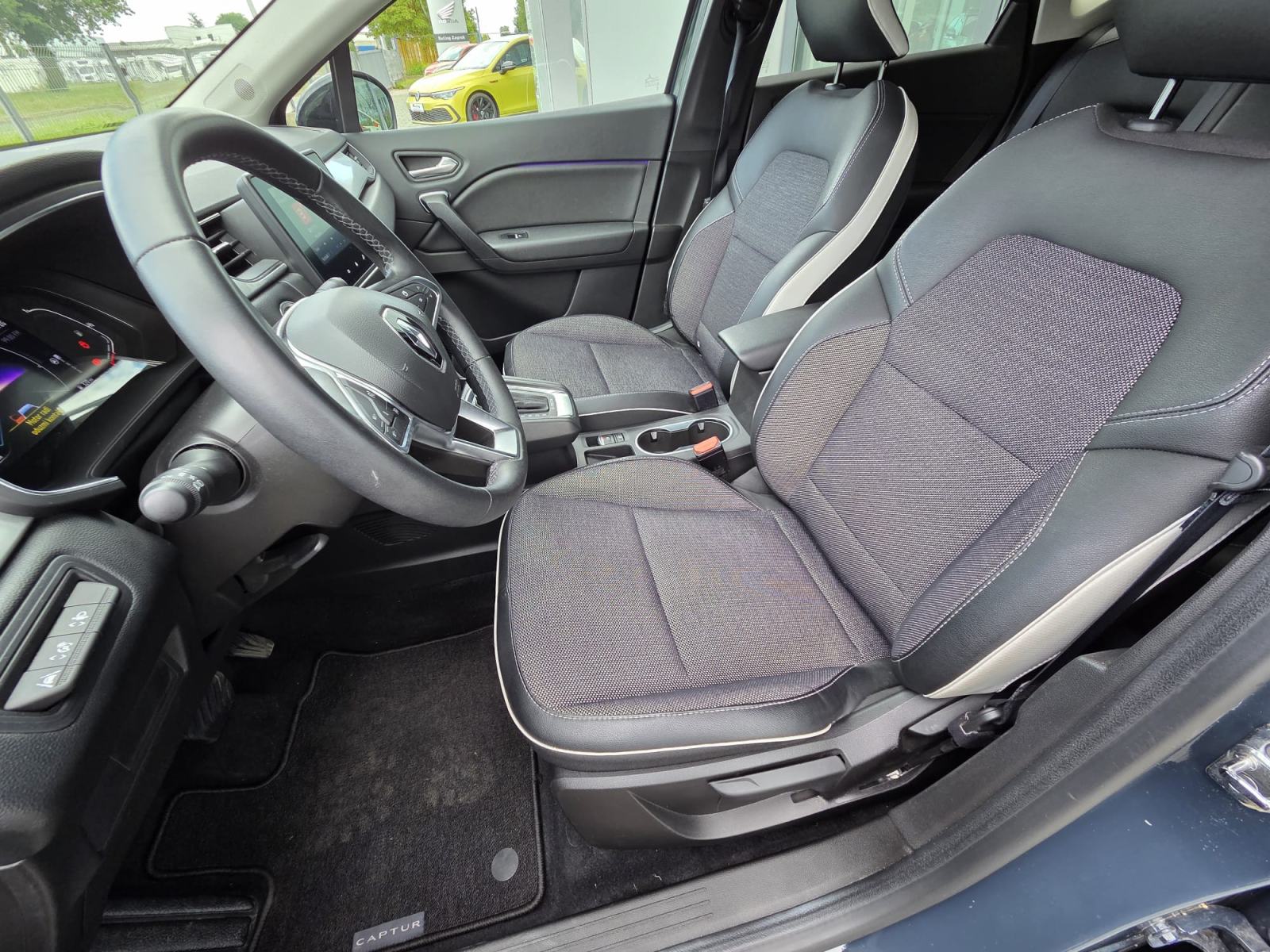 Renault Captur 1.6 *E-Tech 145*FULL HYBRID*AUTOMATIK*44.000KM*GARANC*, fotografija 9