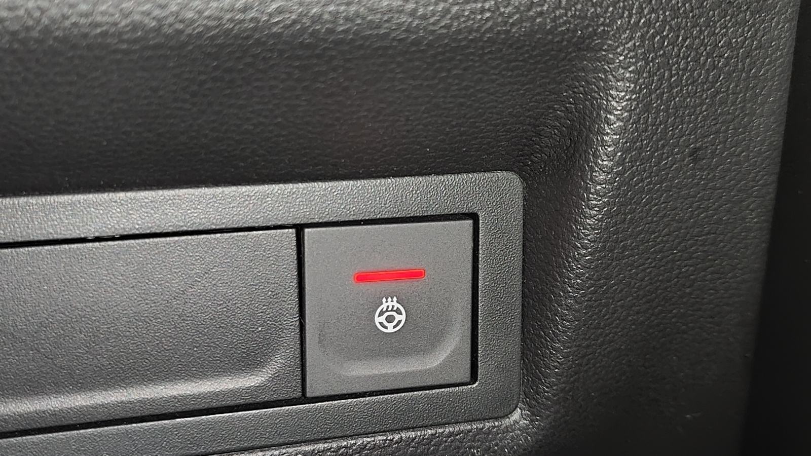 Renault Captur E-TECH PLUGIN 160ks INITIALE PARIS, full oprema,JAMSTVO, fotografija 19