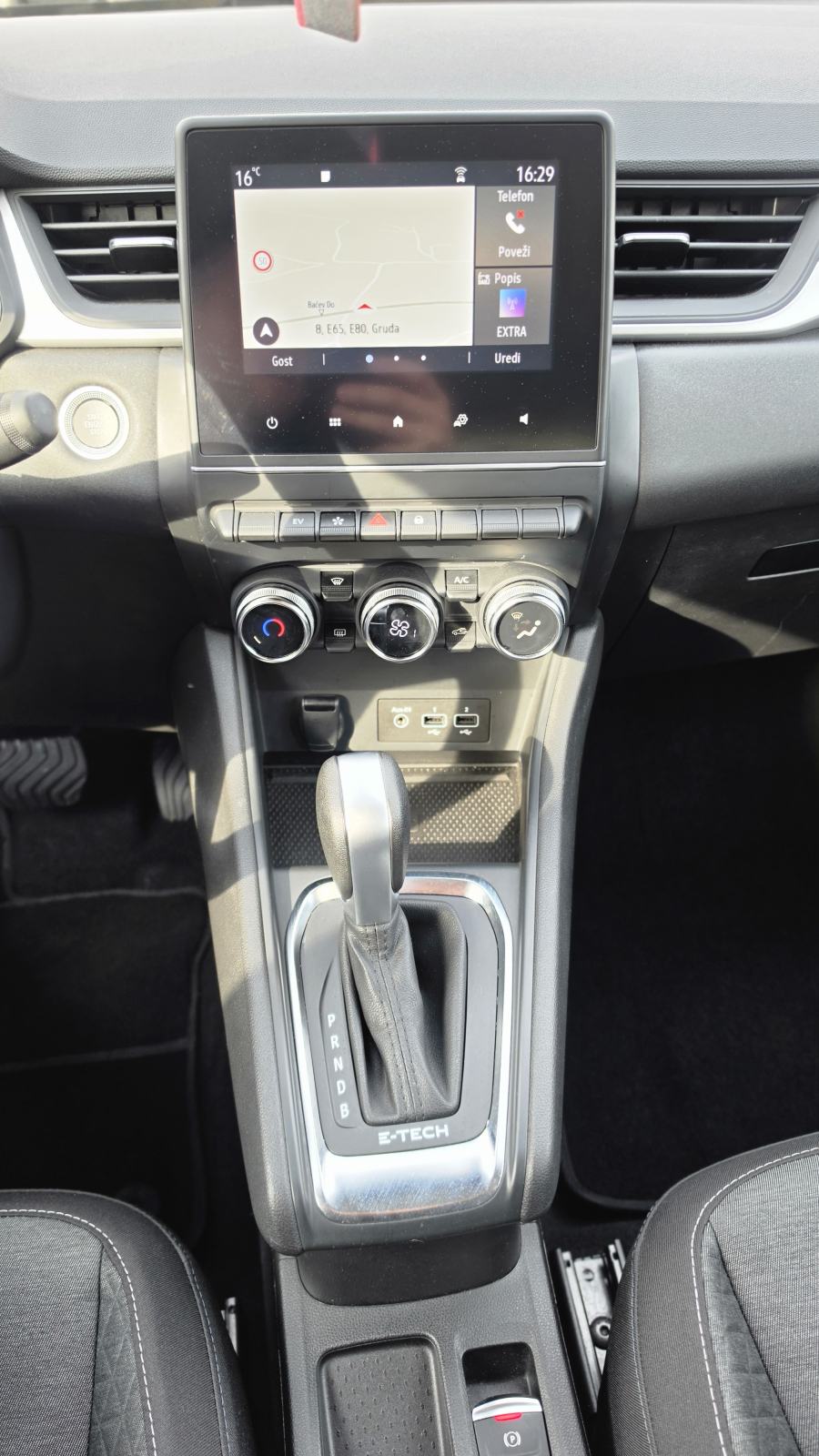 Renault Captur E-Tech, Hybrid, fotografija 17