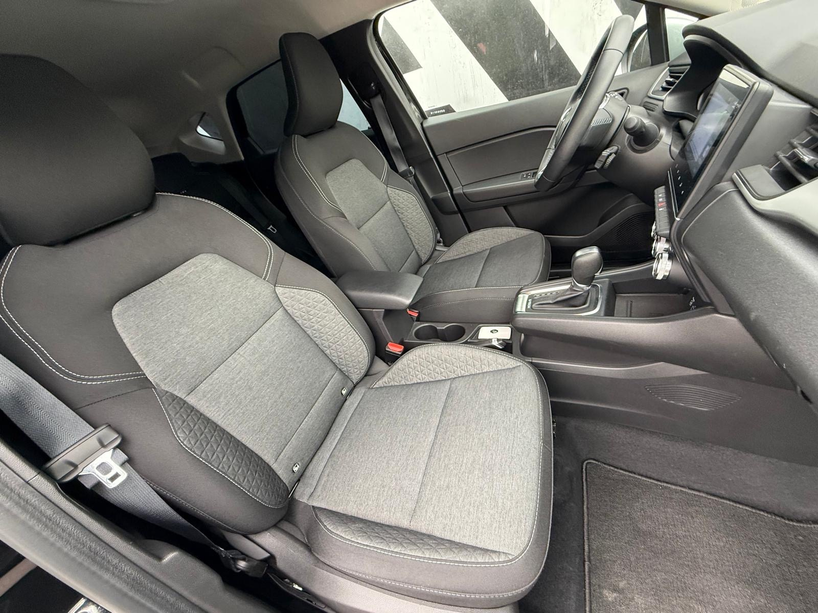 Renault Captur E-Tech, fotografija 14