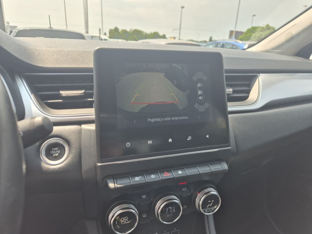 Renault Captur Intens TCe 140, fotografija 15