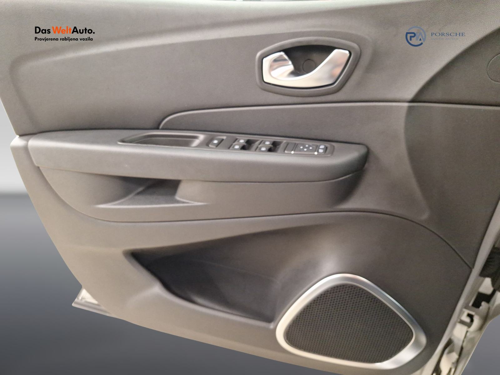 Renault Captur Limited, fotografija 9
