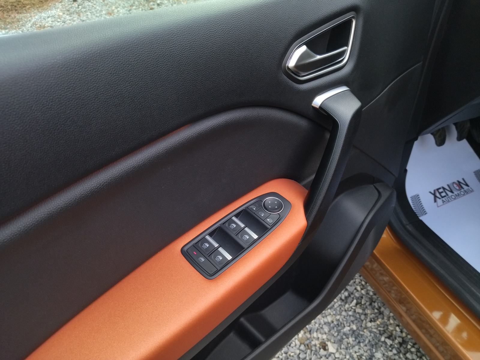 Renault Captur TCe 100 Intens I 360 Kam I Lane assist, fotografija 11