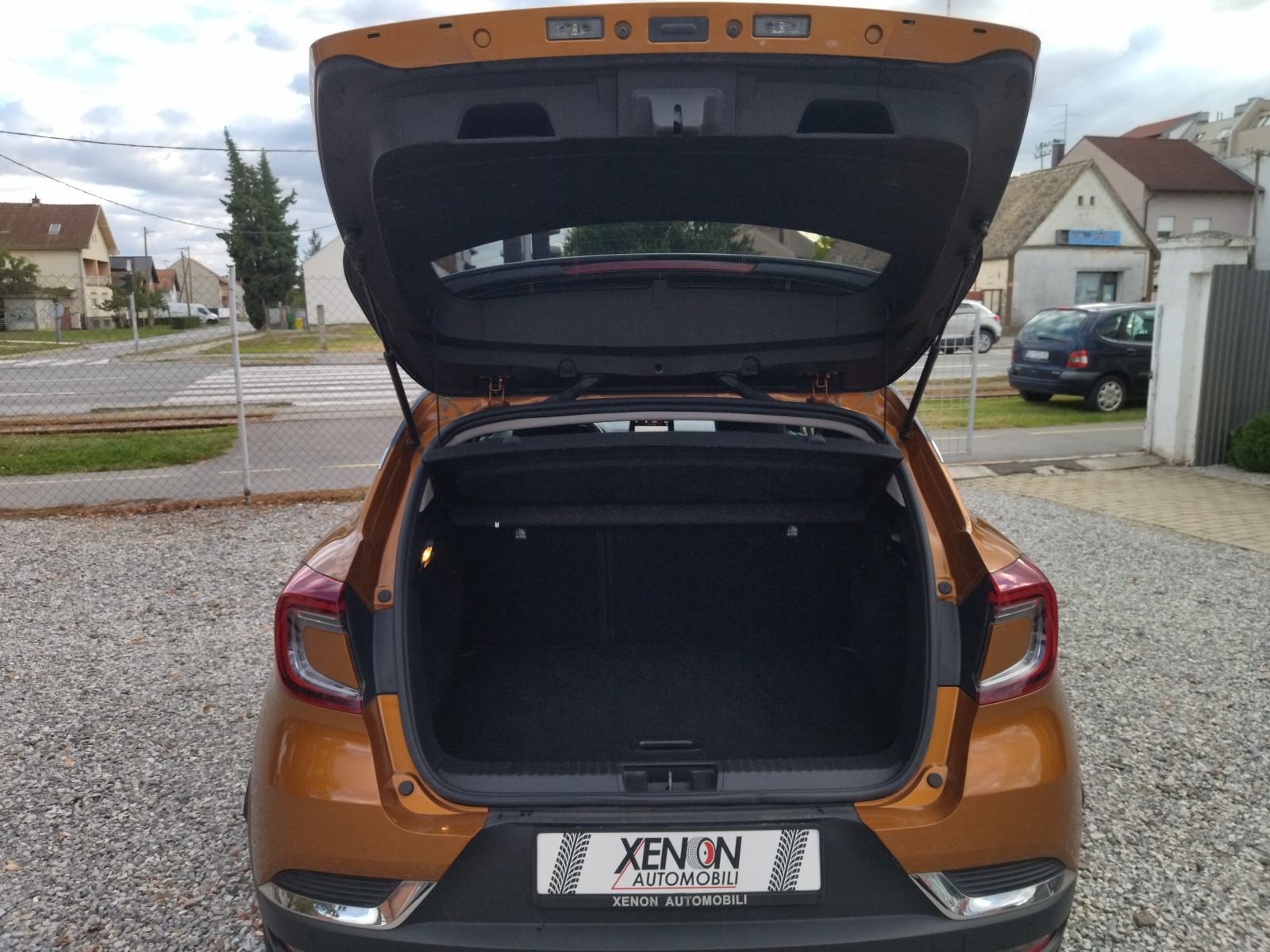 Renault Captur TCe 100 Intens I 360 Kam I Lane assist, fotografija 5