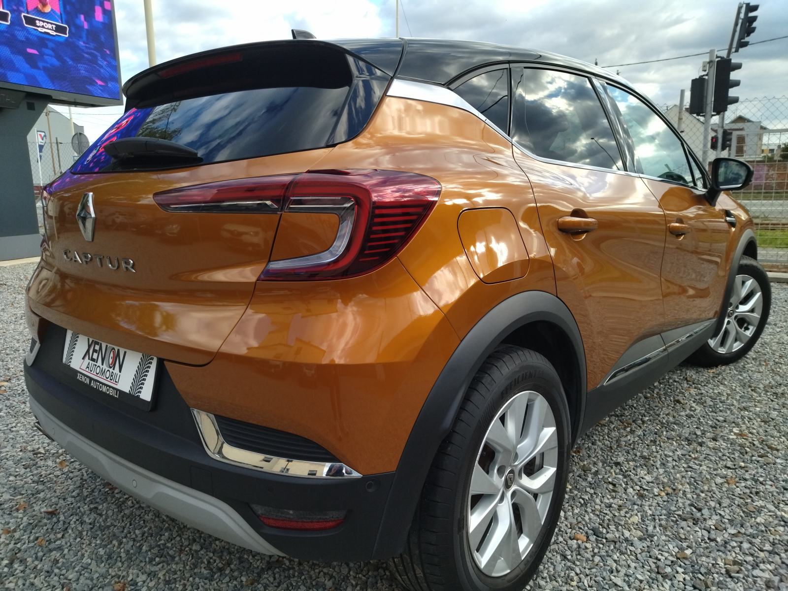 Renault Captur TCe 100 Intens I 360 Kam I Lane assist, fotografija 6