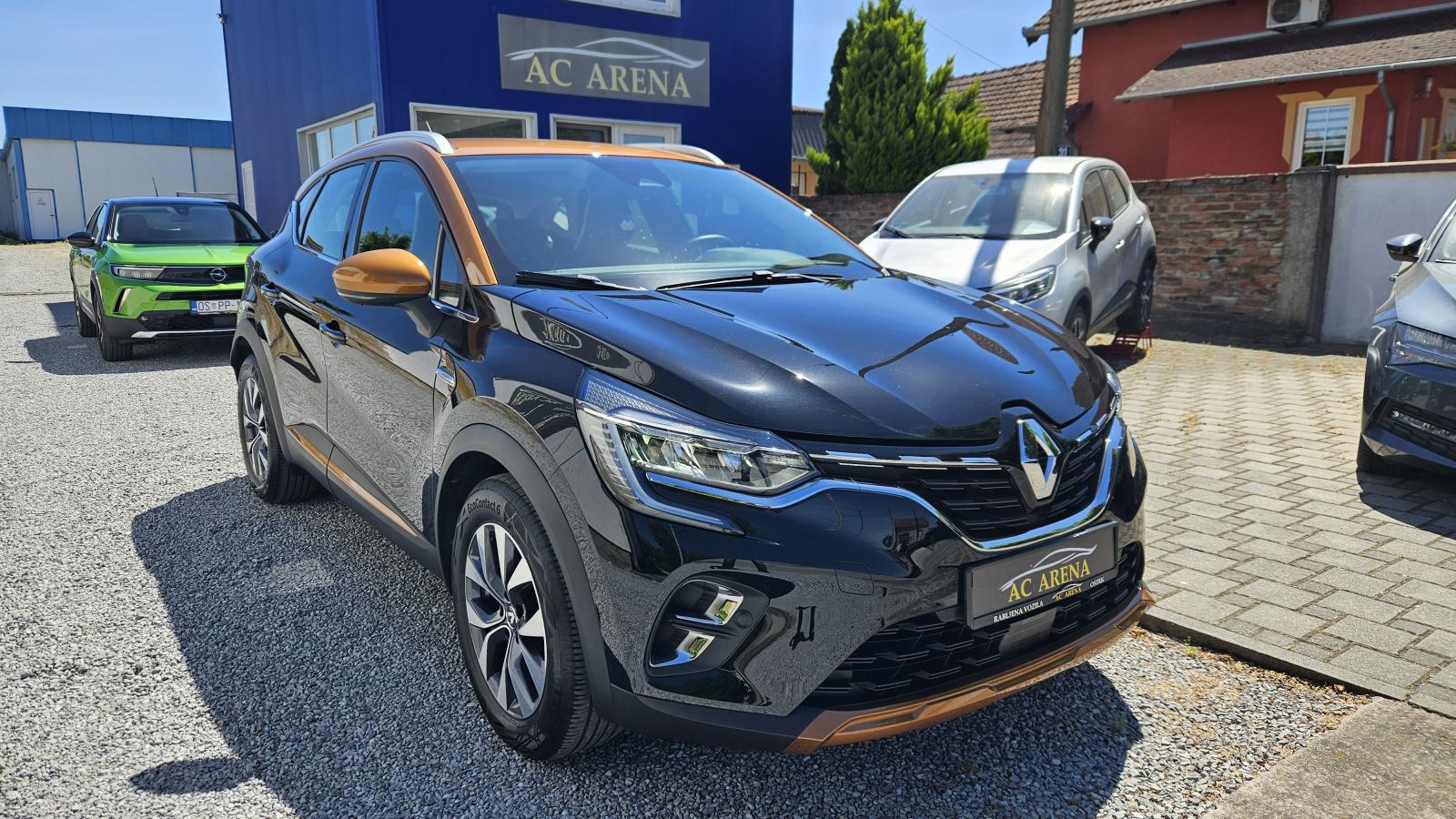 ⭐️Renault Captur TCe 100 Intens●Kamera●Navi●Virtual●Full led, pogled izvana - slika 1