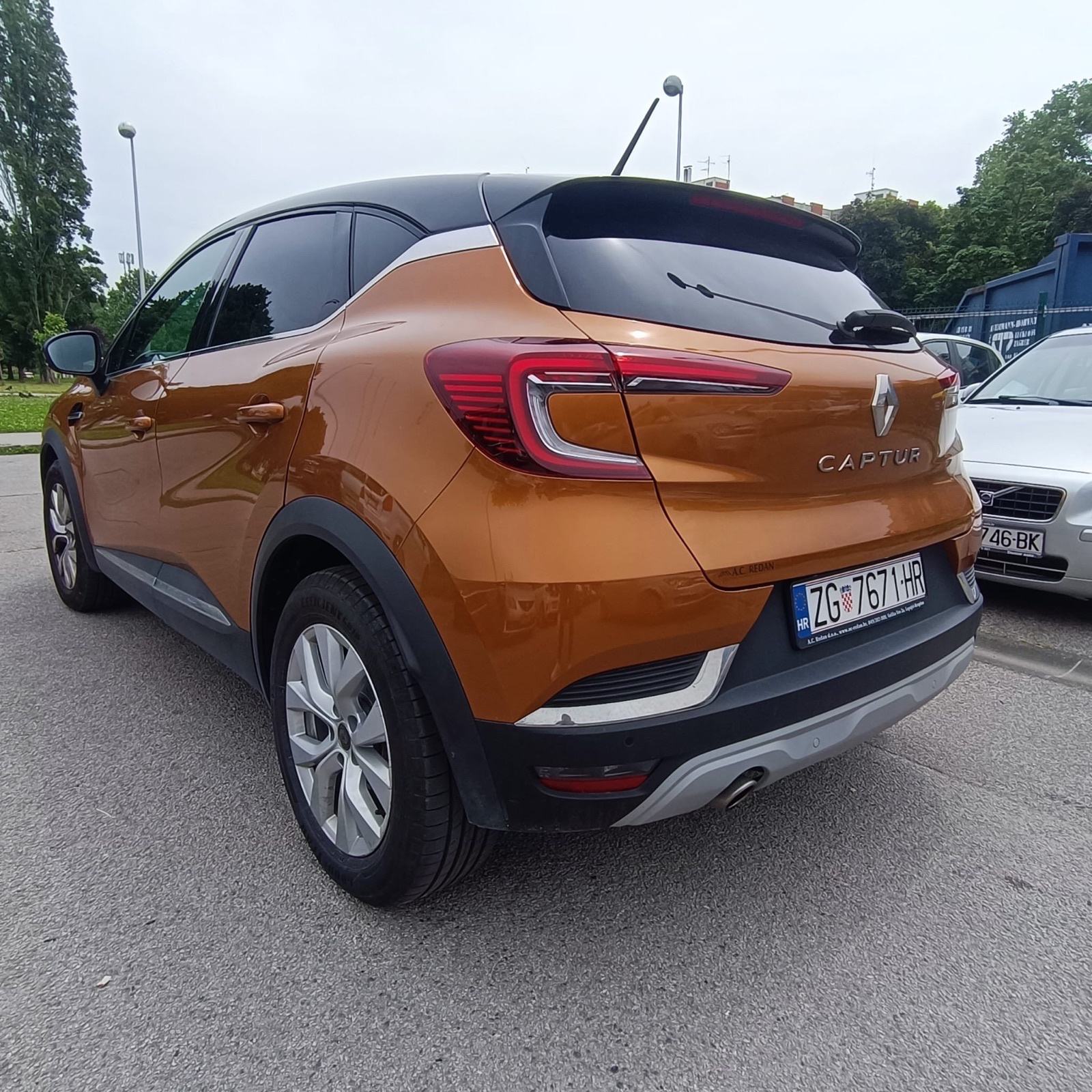 Renault Captur TCe 100 Intens, fotografija 3