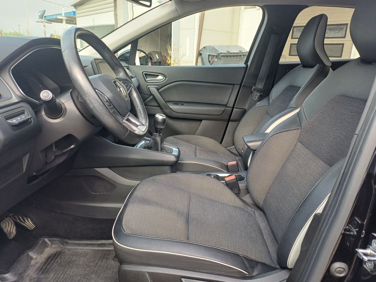 Renault Captur TCe 100 KS/ INTENS/ 1 VL./ REG.07/2027, fotografija 12