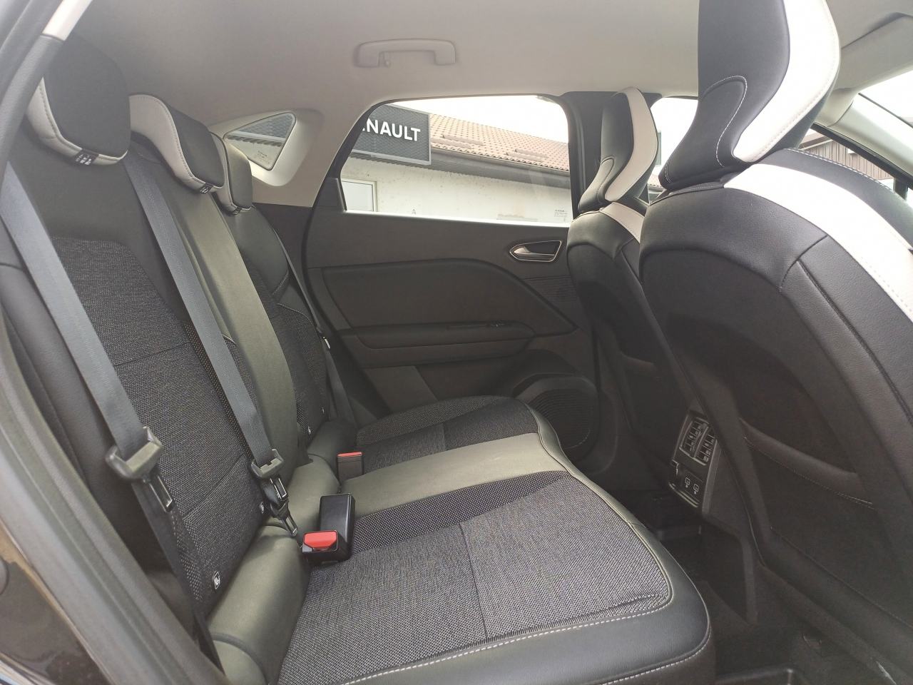 Renault Captur TCe 100 KS/ INTENS/ 1 VL./ REG.07/2027, fotografija 16