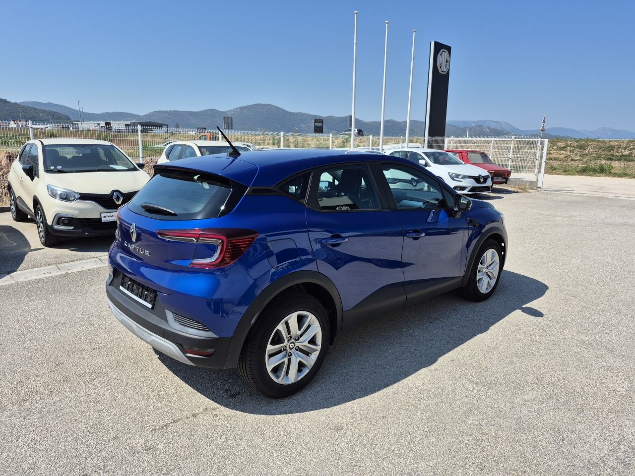 Renault Captur TCe 100 Zen, fotografija 4
