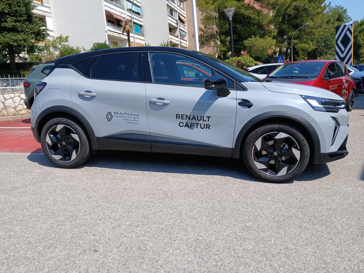 Renault Captur TCe 115 Techno, fotografija 4