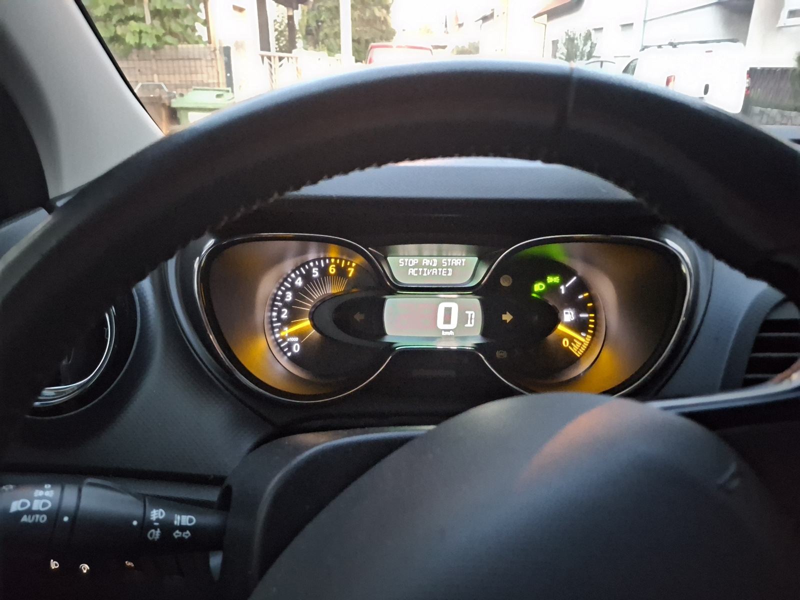 Renault Captur AUTOMATIC *2016g /TCe 120 EDC zvati broj 095 398 4224, fotografija 9