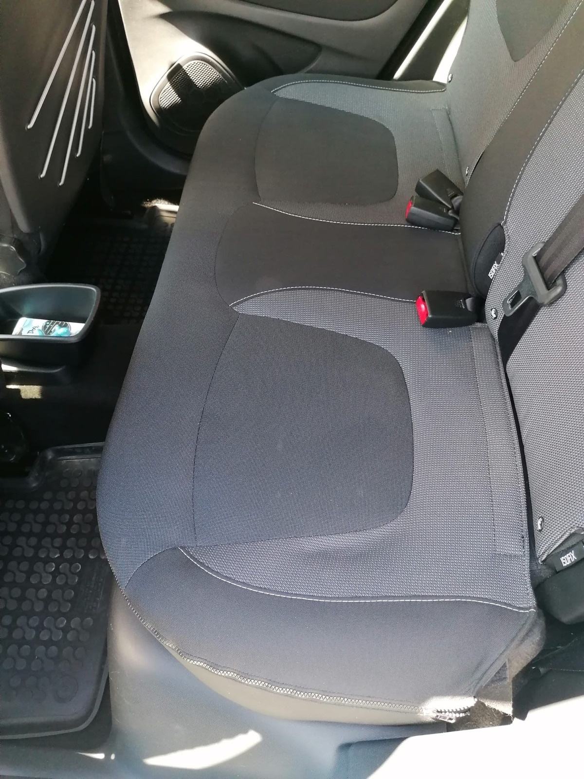 Renault Captur TCe 120 EDC, fotografija 15