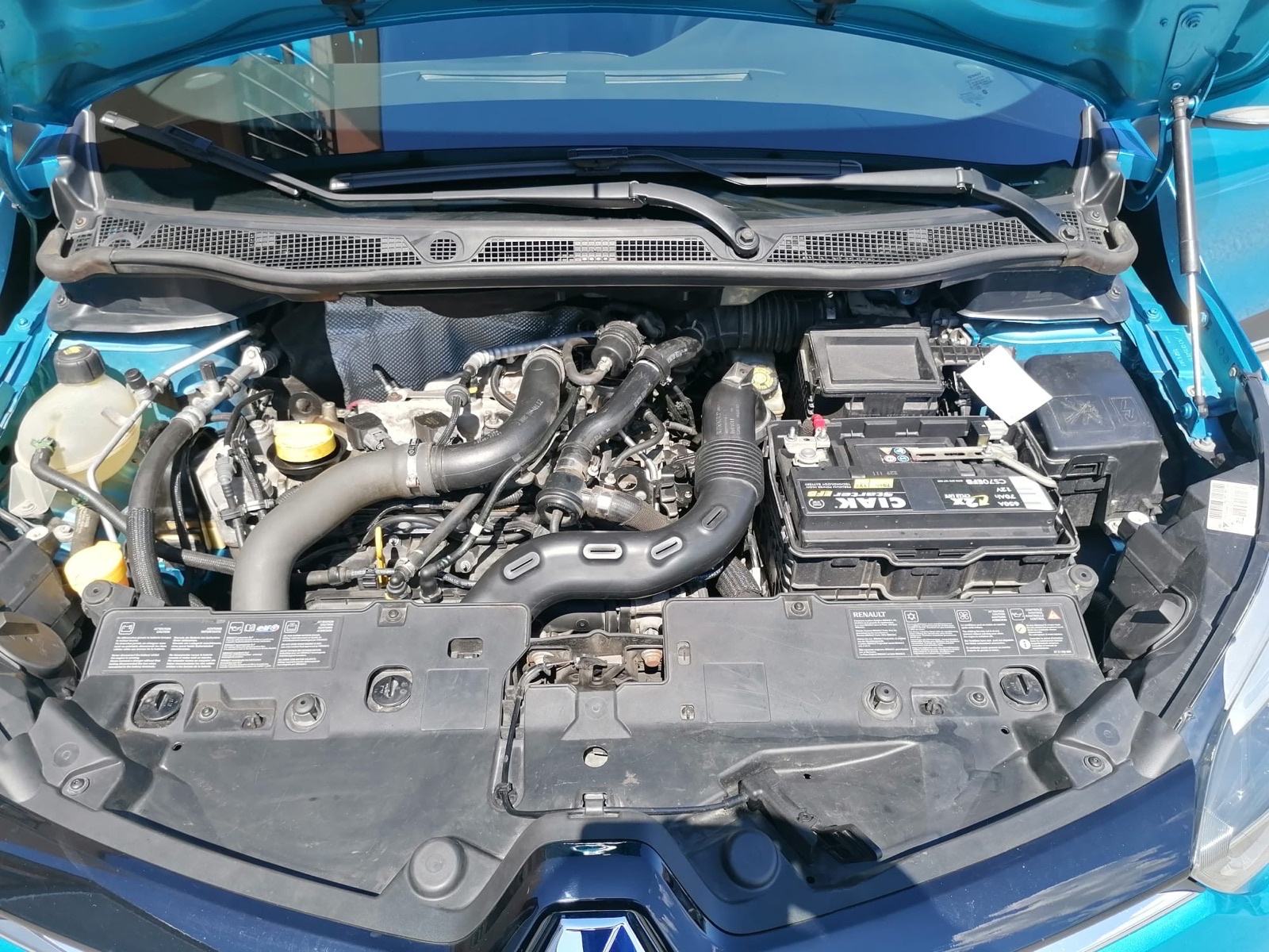 Renault Captur TCe 120 EDC, fotografija 18
