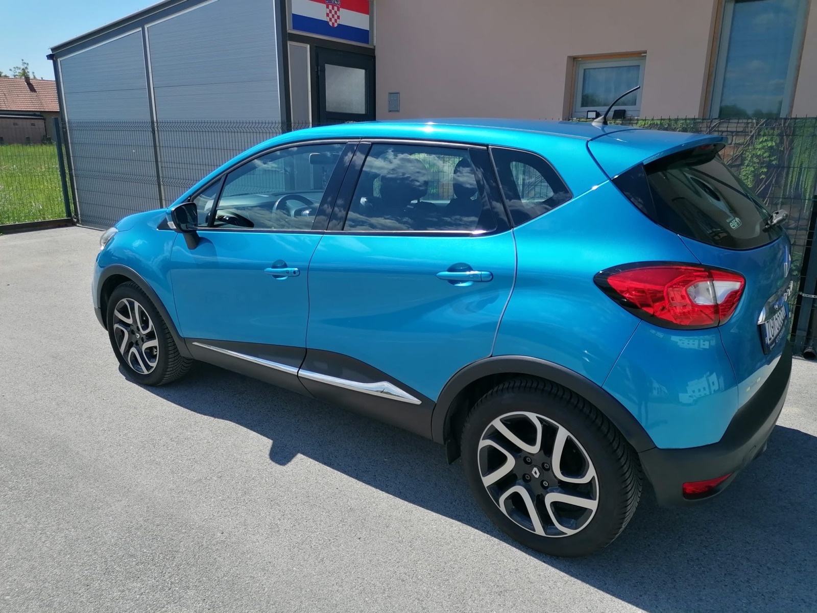 Renault Captur TCe 120 EDC, fotografija 4